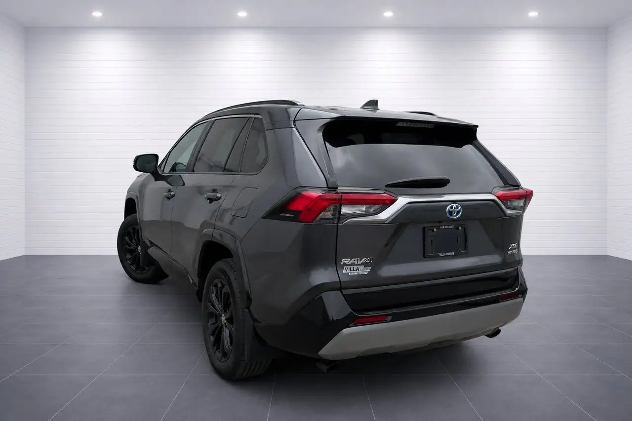 Toyota RAV 4 снимка Toyota RAV 4