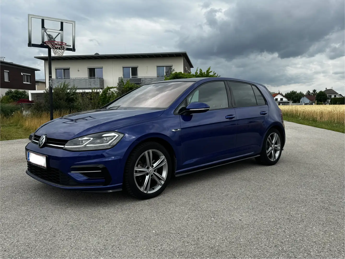 Volkswagen Golf Golf 7 R Line innen und außen, Panoramadach Blau - 2