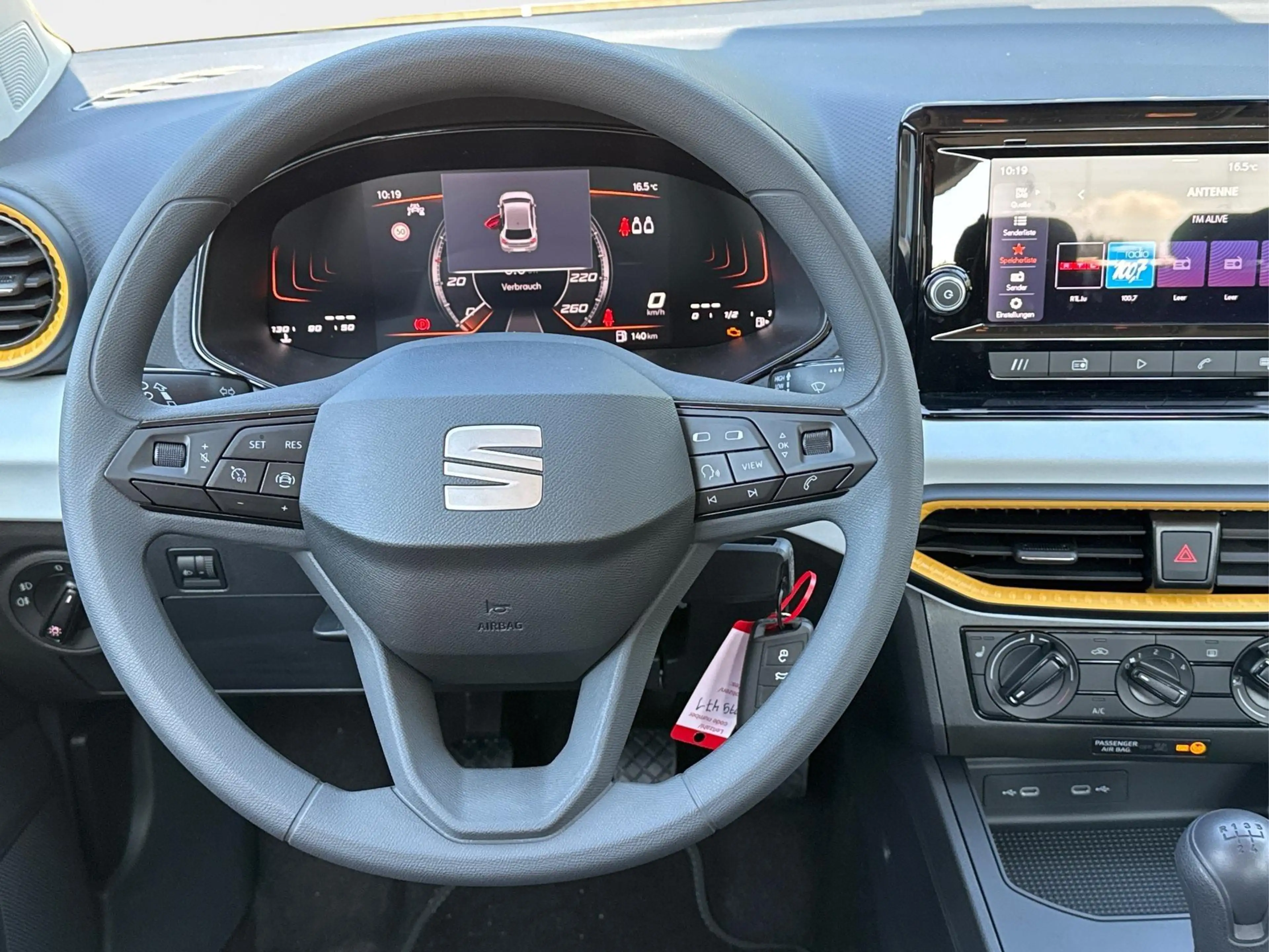 SEAT Ibiza Reference SHZ+FULL LINK+KLIMA+PDC+LED+15" ALU+T... — photo 8
