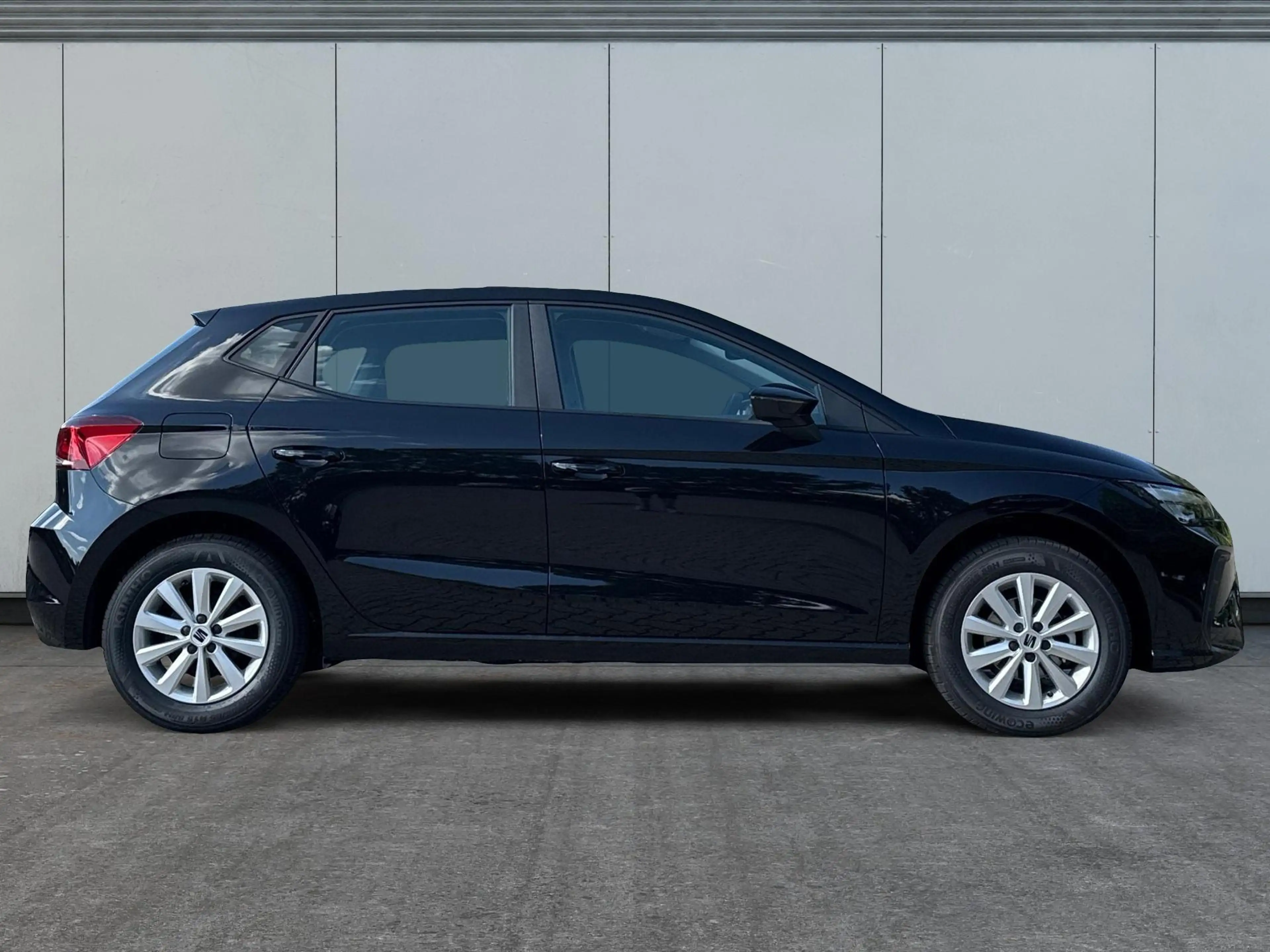 SEAT Ibiza Reference SHZ+FULL LINK+KLIMA+PDC+LED+15" ALU+T... — photo 5