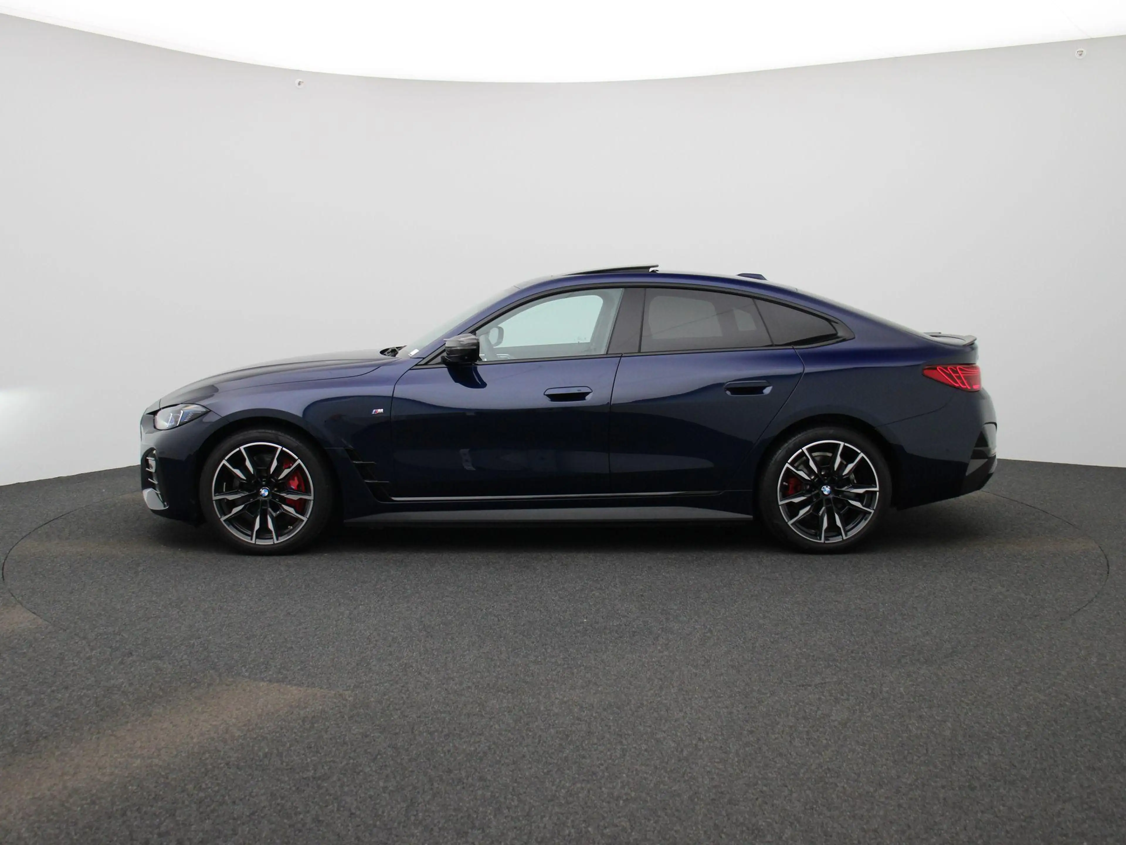 BMW i4 M50 — photo 4