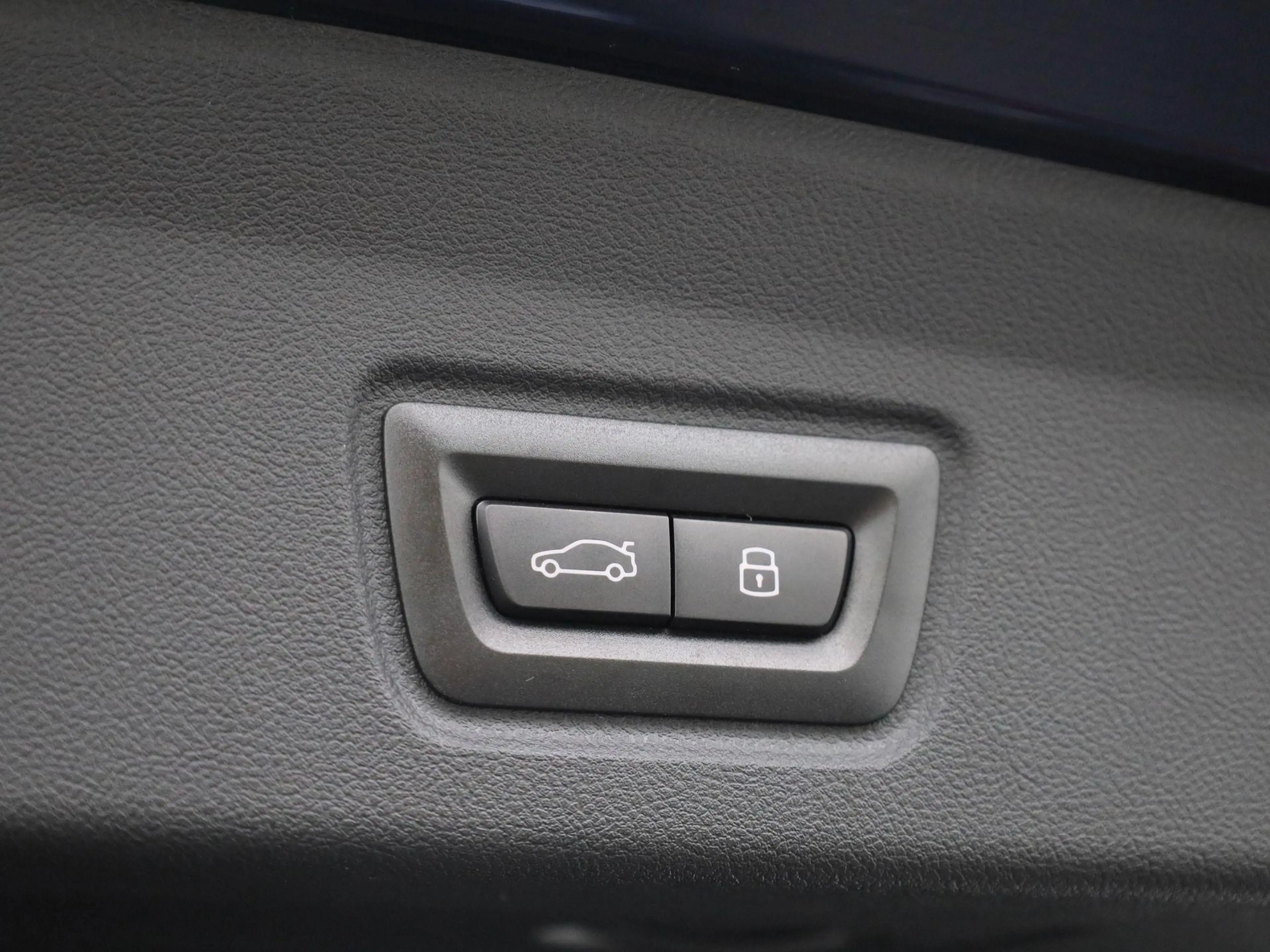 BMW i4 M50 — photo 15