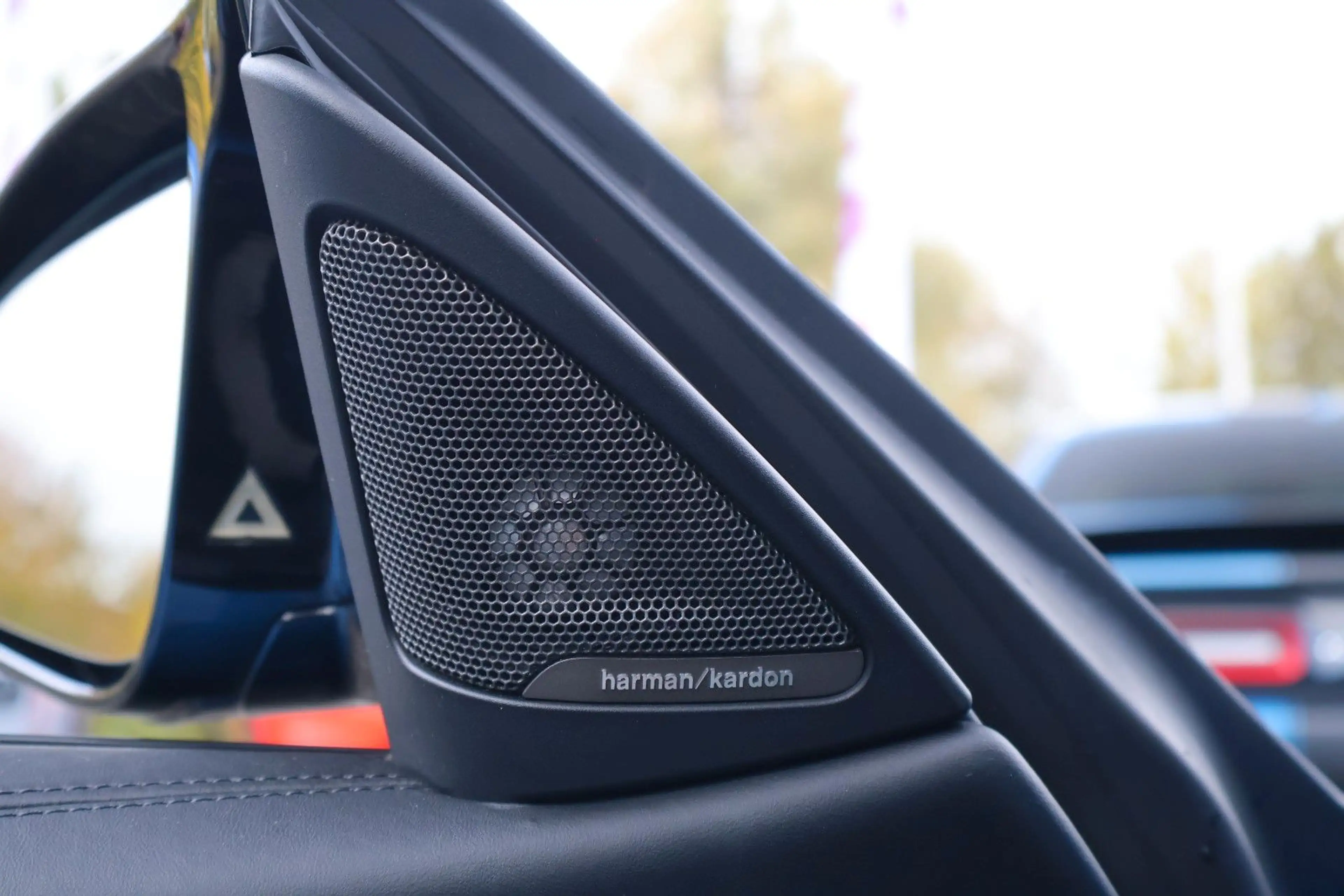 BMW M4 Coupé COMPETITION/HUD/H&K/360°/OLED/CARPLAY — photo 20