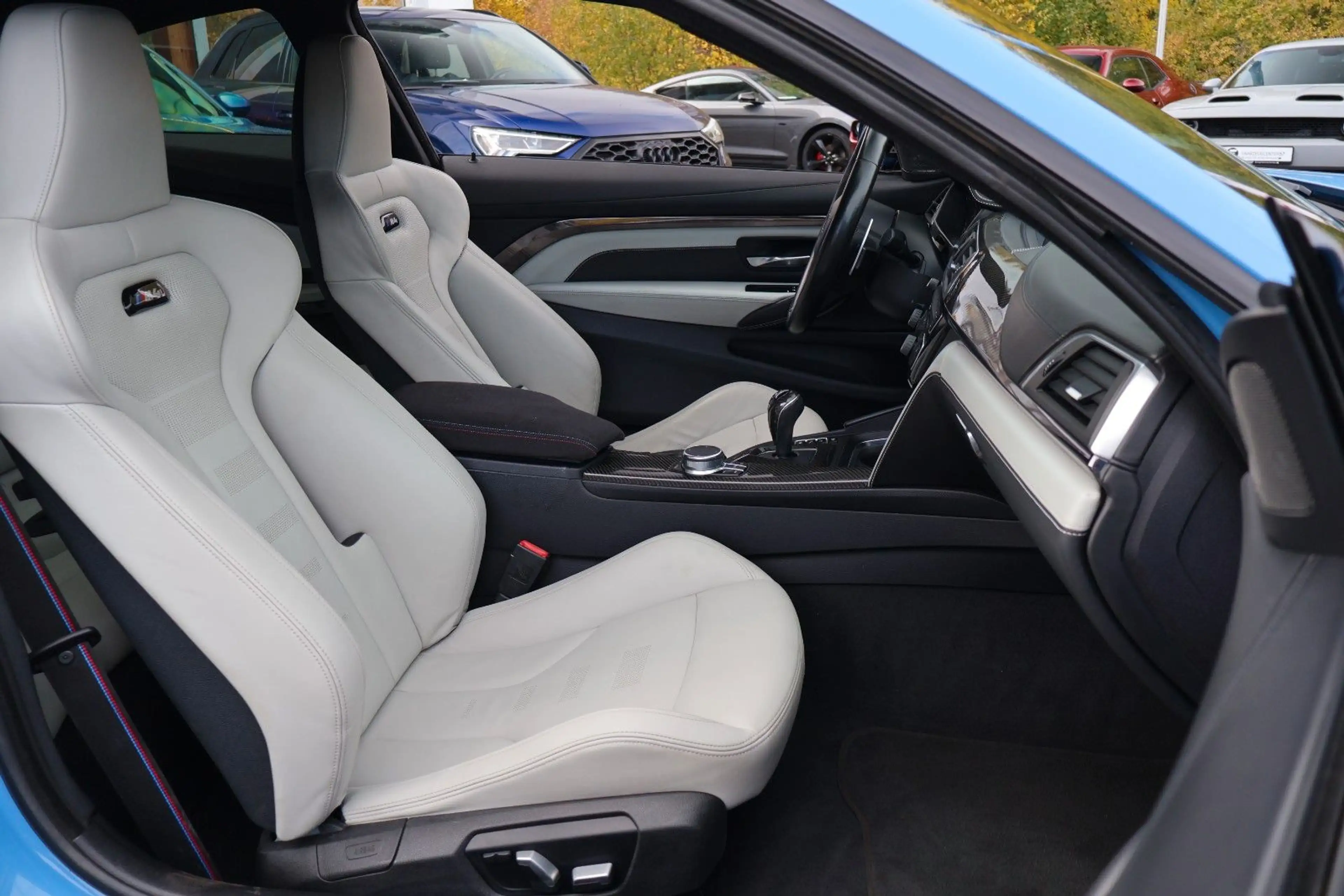 BMW M4 Coupé COMPETITION/HUD/H&K/360°/OLED/CARPLAY — photo 22