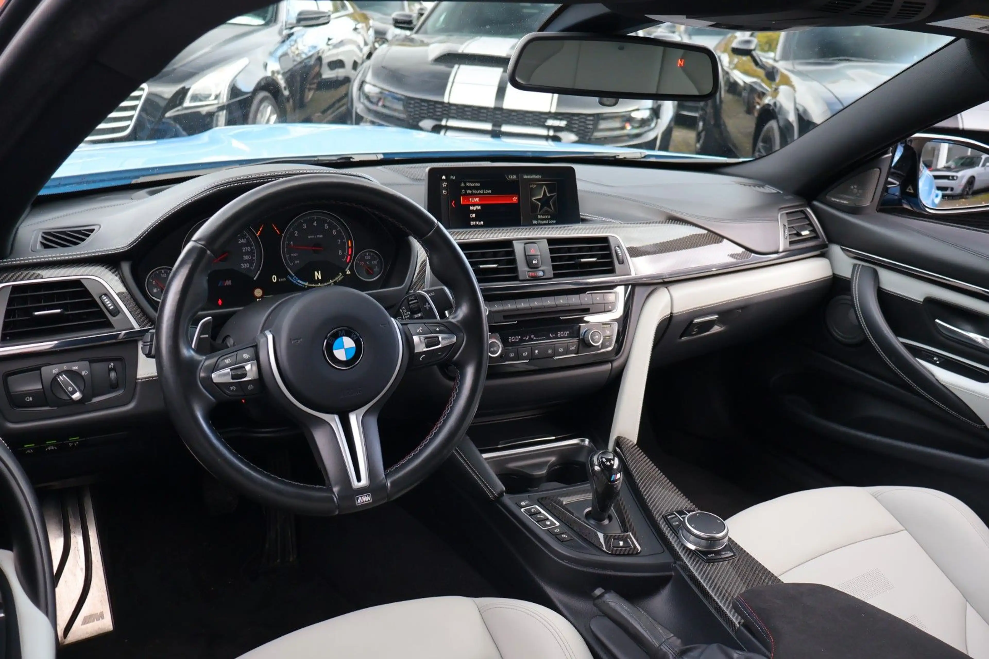 BMW M4 Coupé COMPETITION/HUD/H&K/360°/OLED/CARPLAY — photo 10