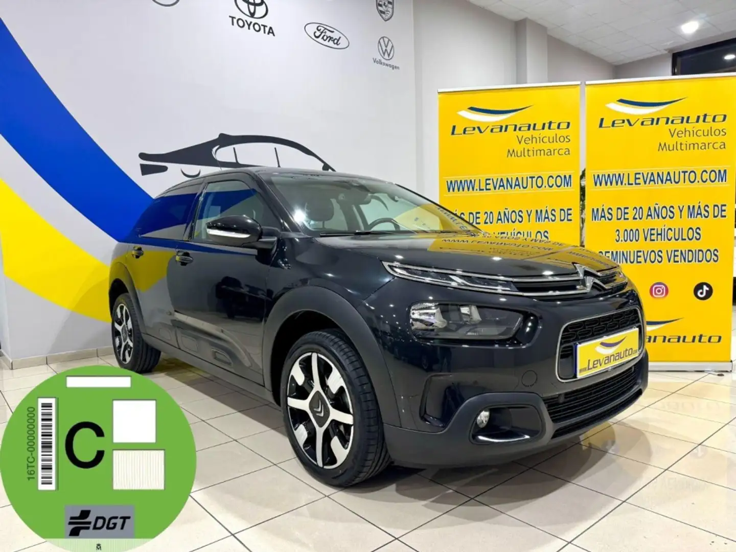Citroen C4 Cactus 1.2 PureTech S&S Shine Pack 110 Negro - 1