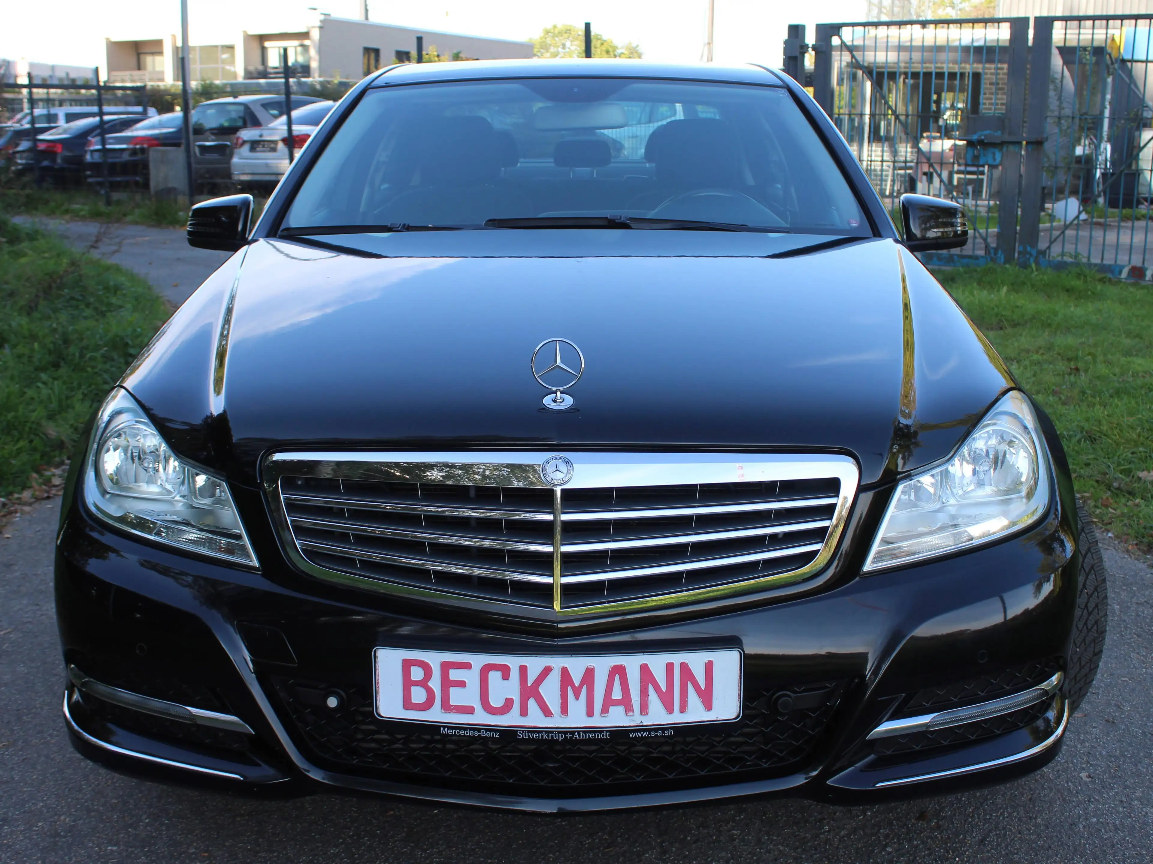 Mercedes-Benz C 180 C 180 CGI BlueEfficiency (204.049) Elegance — photo 2