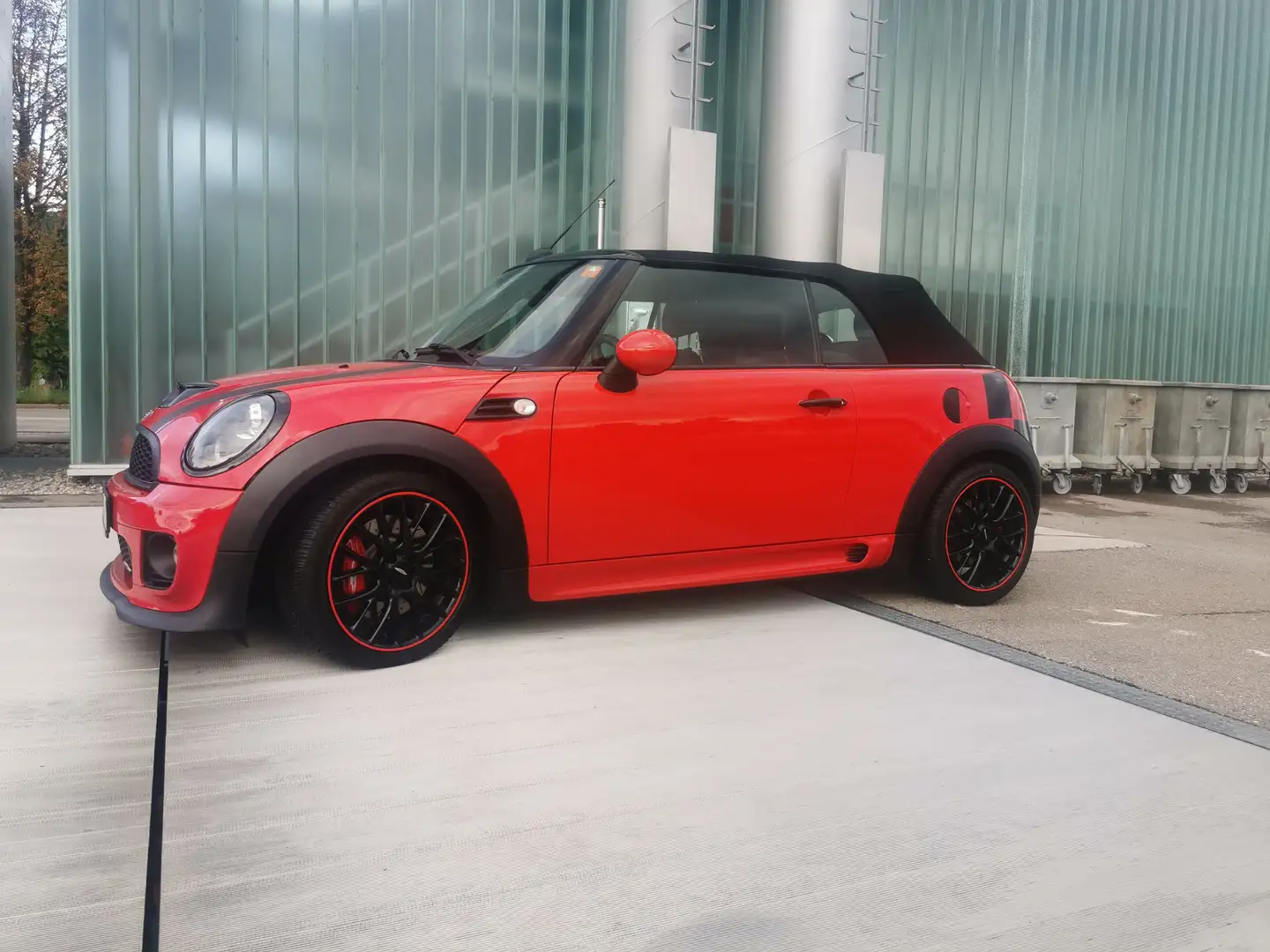 MINI John Cooper Works Cabrio Mini John Cooper Works Cabrio Červená - 2