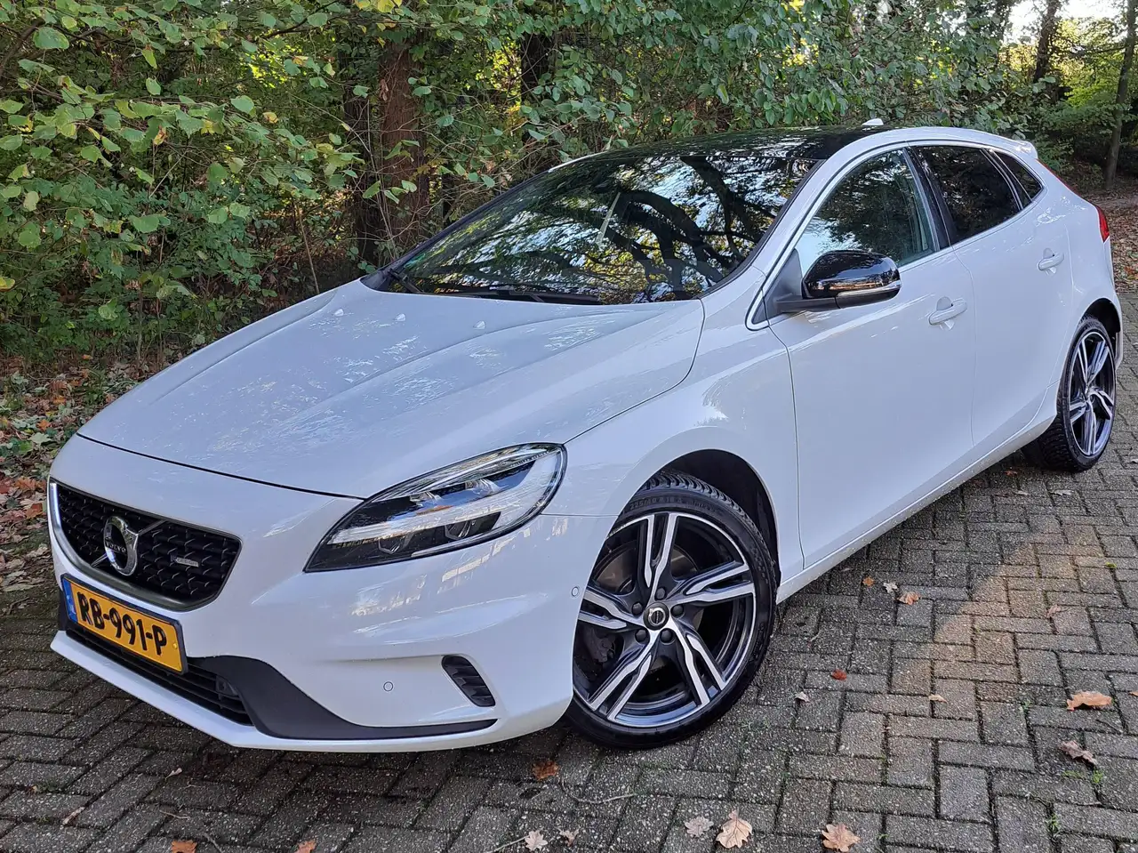 Volvo V40