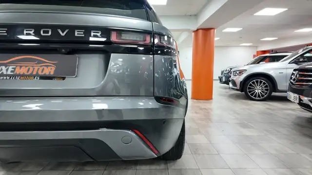 Land Rover Range Rover Velar view 14
