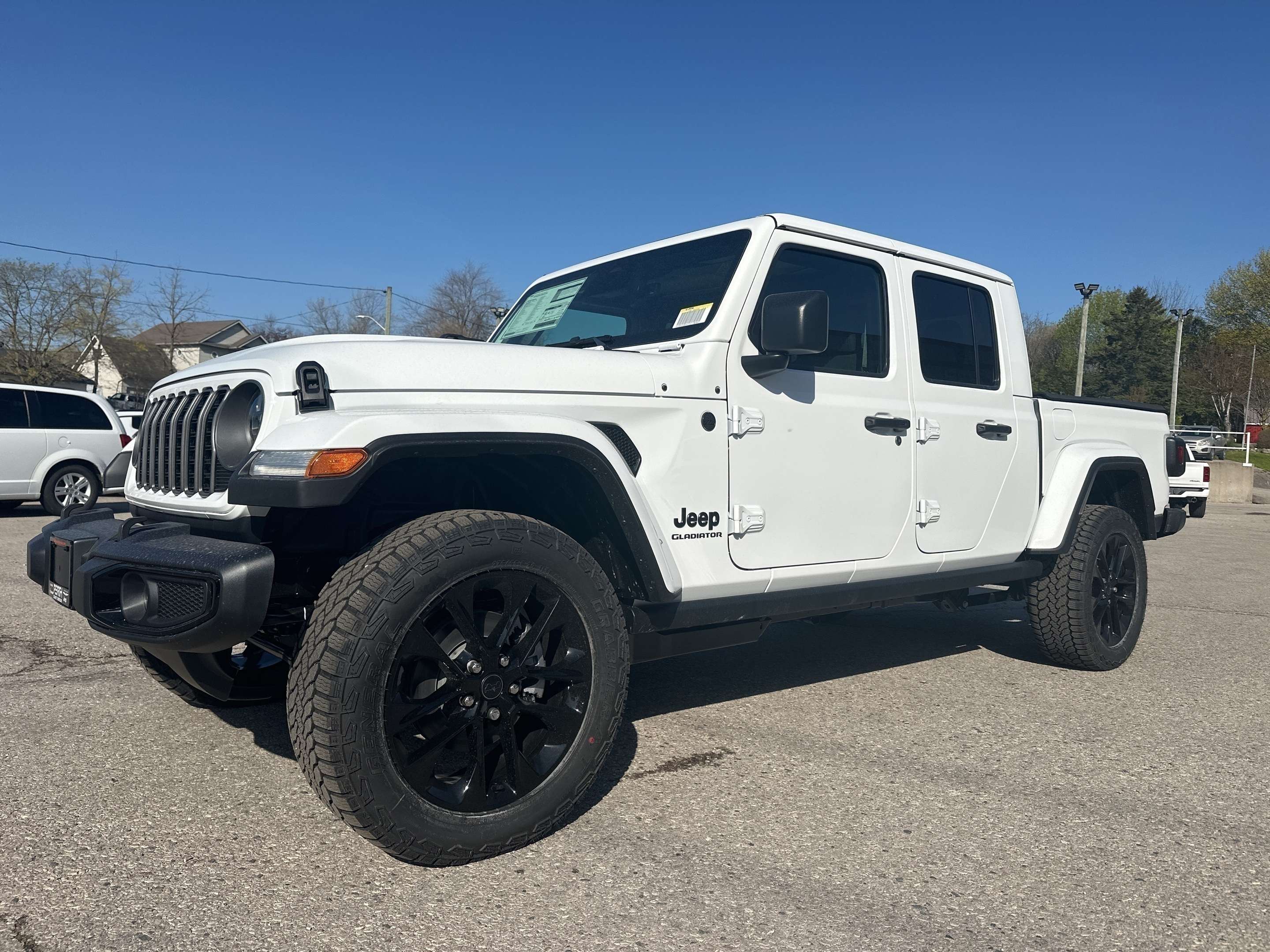 White 2026 Jeep Gladiator Pickup Truck  8-Speed Automatic