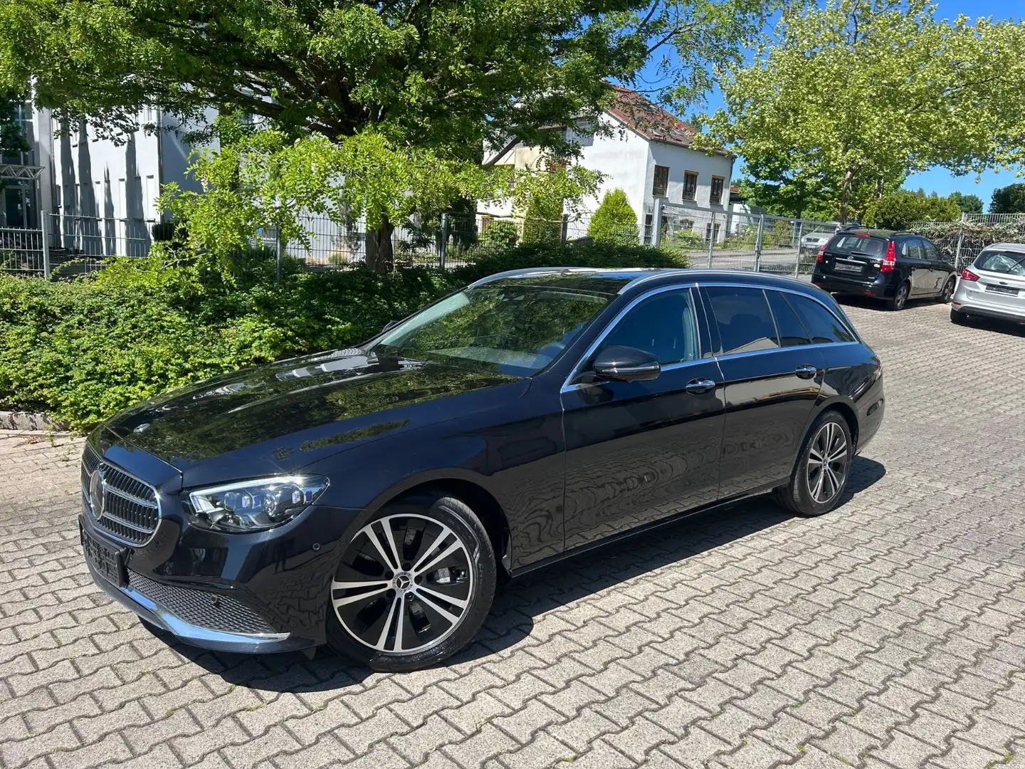 Mercedes-Benz E 400 d T-Modell  4Matic Avantgarde Noir - 1