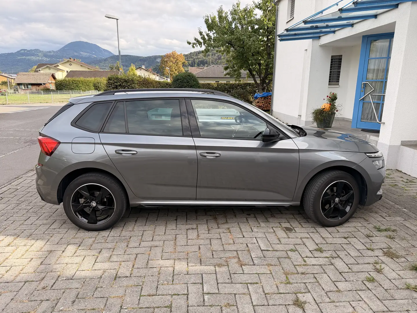 Skoda Kamiq 1,0 TSI Monte Carlo DSG Grau - 1
