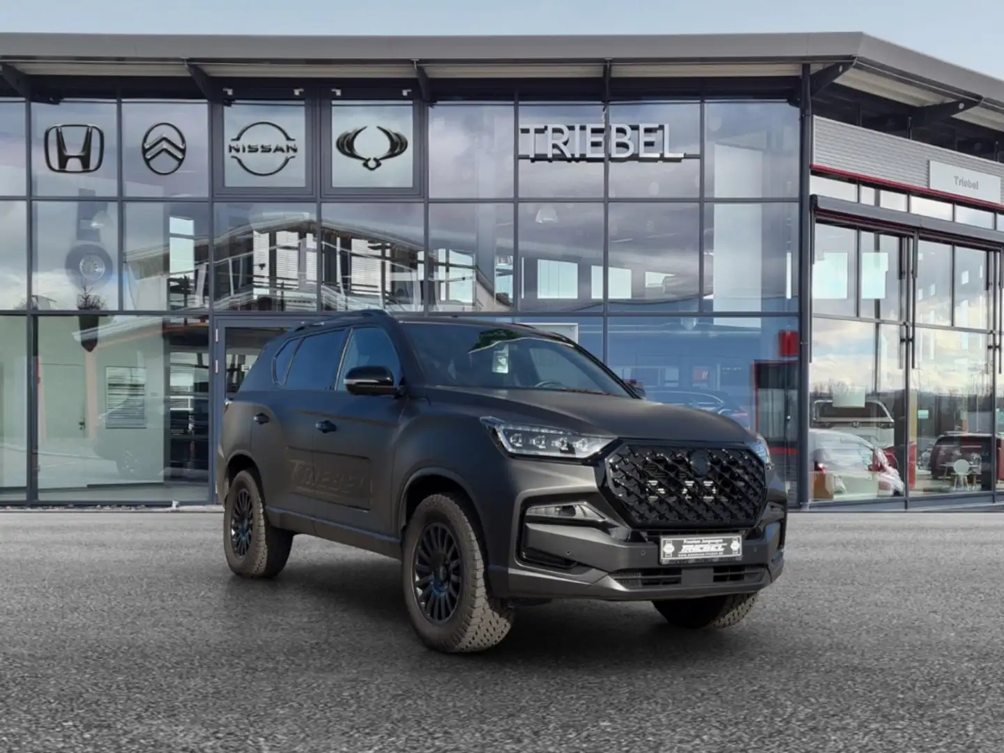 SsangYong Rexton 2.2D 8AT 4WD °OFFROAD-Paket°BLACK-Paket° Noir - 2