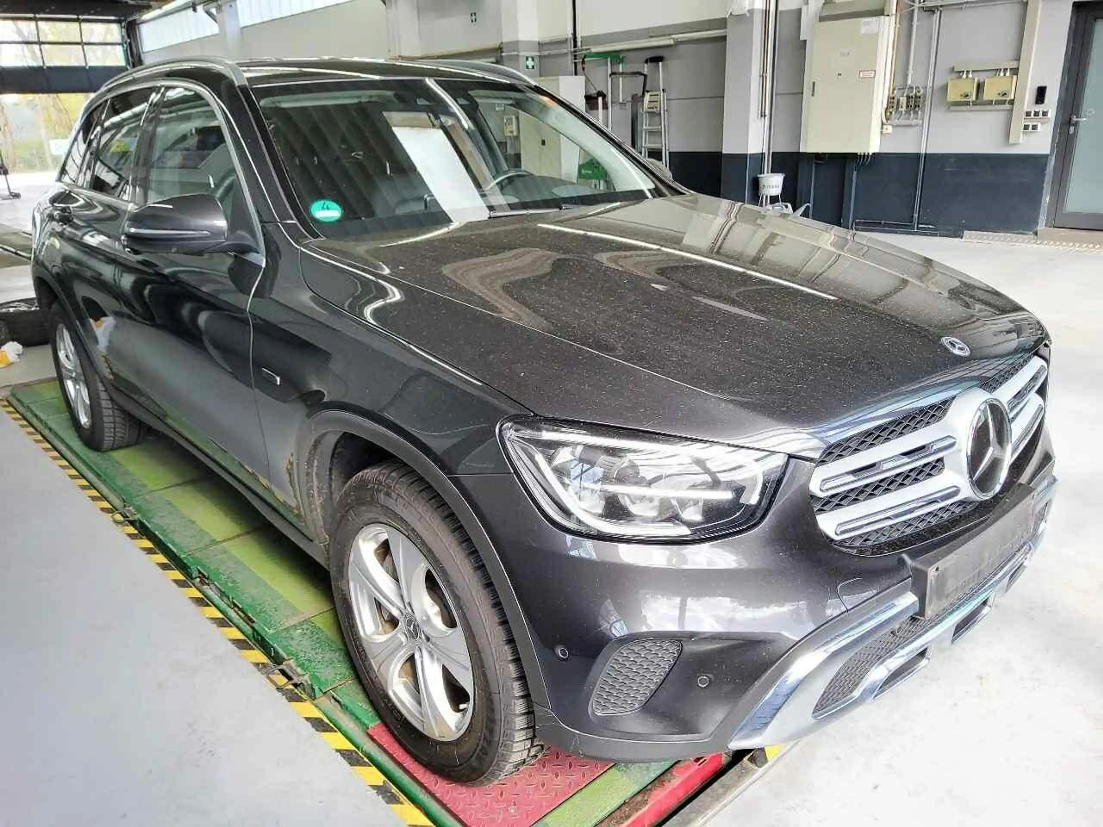 Mercedes-Benz GLC 300 de 4Matic HEAD Up AHK Burmester Voll — photo 2