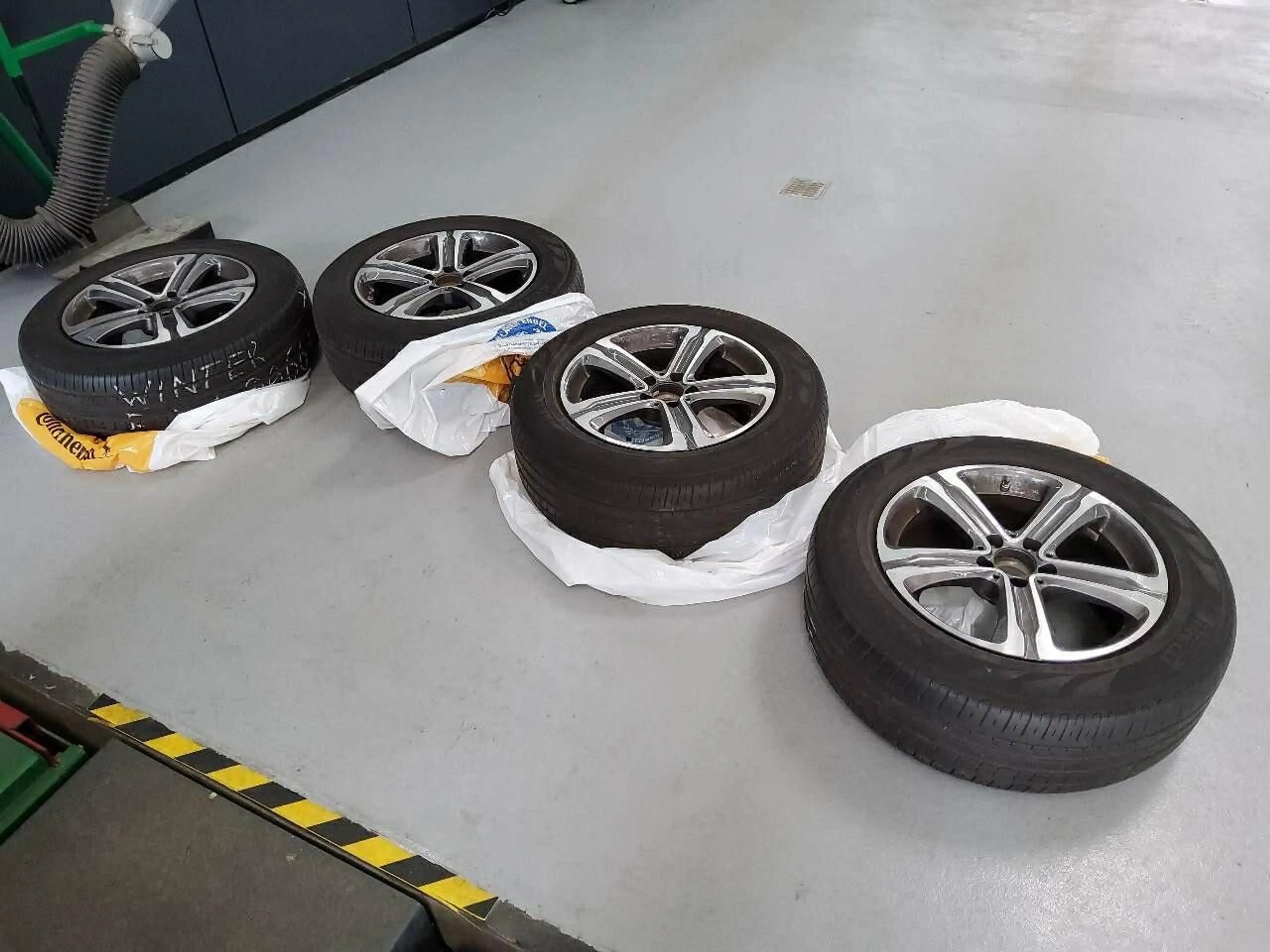 Mercedes-Benz GLC 300 de 4Matic HEAD Up AHK Burmester Voll — photo 9
