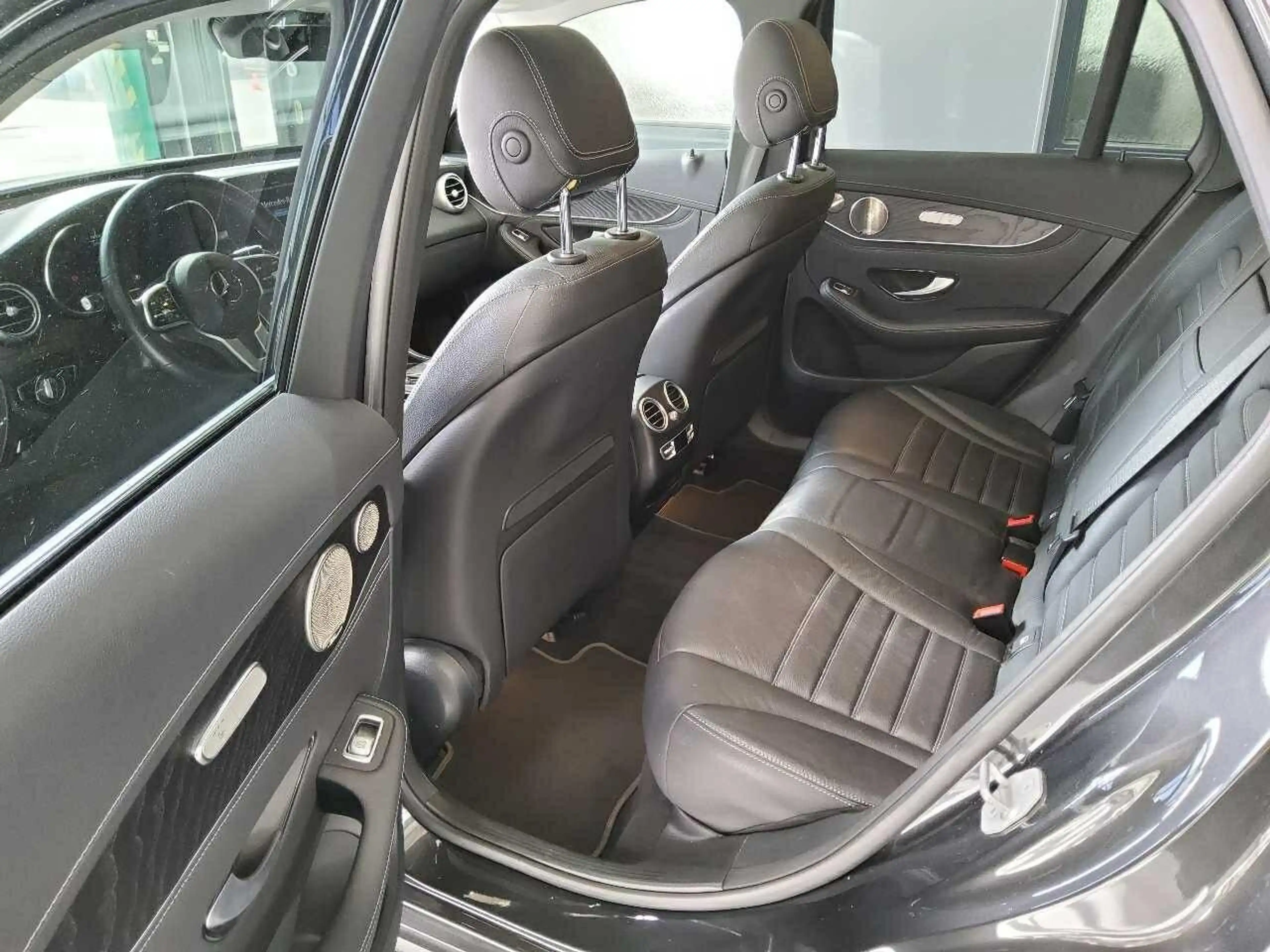 Mercedes-Benz GLC 300 de 4Matic HEAD Up AHK Burmester Voll — photo 7