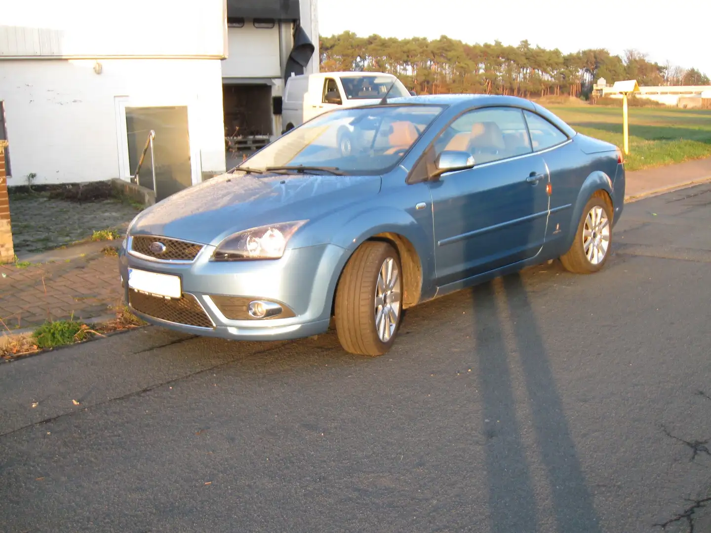 Ford Focus CC Titanium Blau - 2