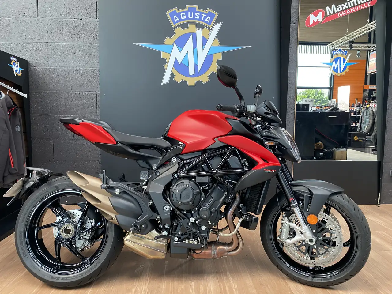 MV Agusta Brutale 800
