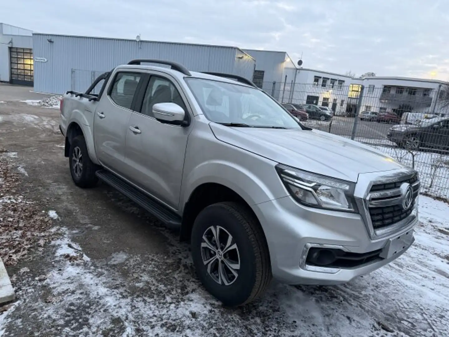 DFSK Rich 6 Rich 6 Diesel Automatik Allrad zuschaltbar ... Silber - 2