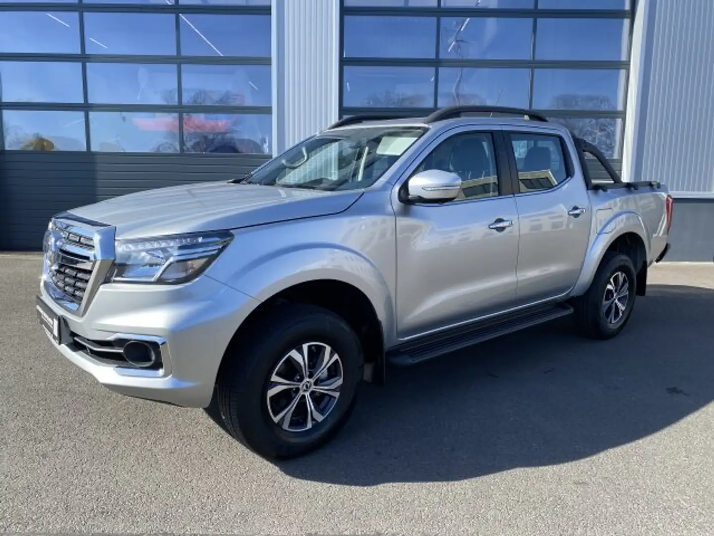 DFSK Rich 6 Rich 6 Diesel Automatik Allrad zuschaltbar ... Plateado - 1