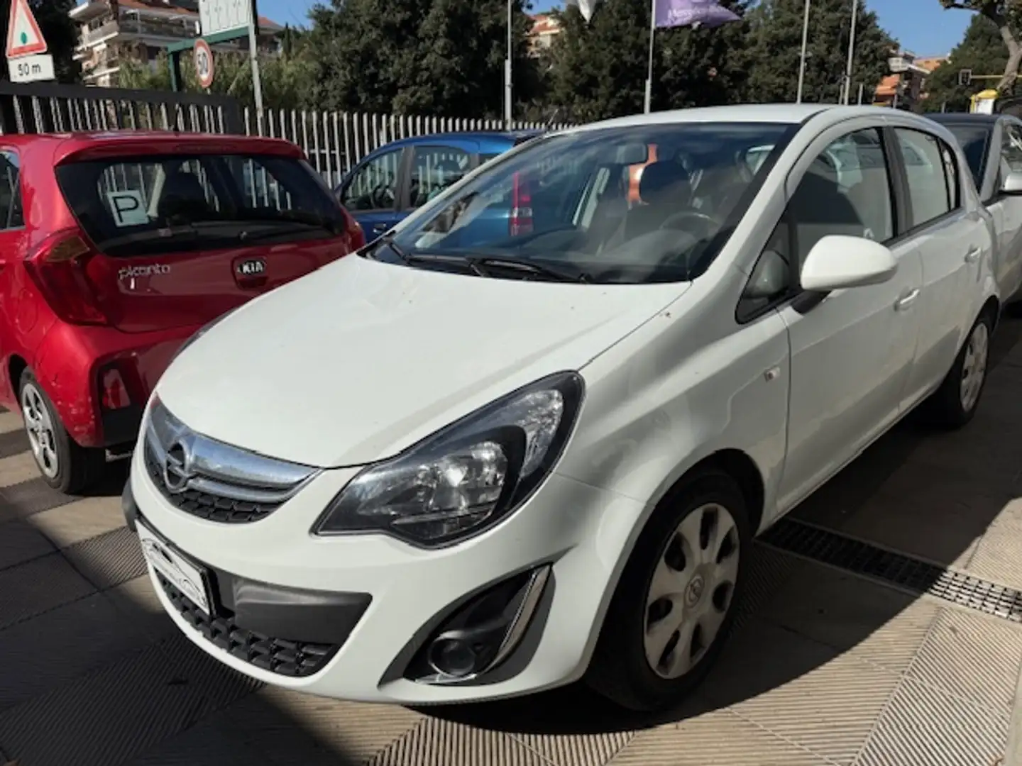 Opel Corsa Corsa IV 2014 5p 1.2 Ecotec Gpl-tech 85cv Bianco - 1
