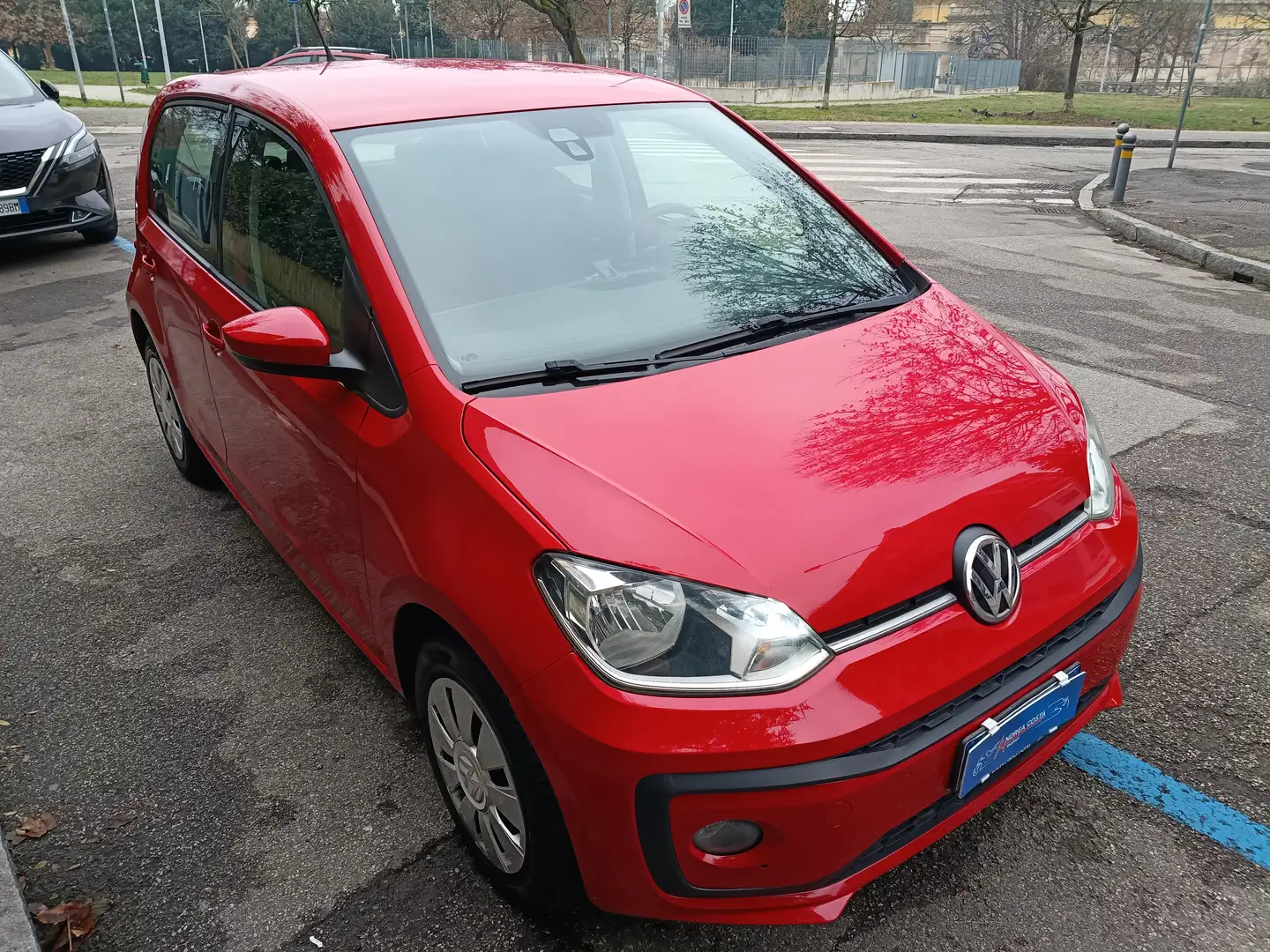 Volkswagen up! up! 5p 2017 5p 1.0 Take 60cv Rosso - 1