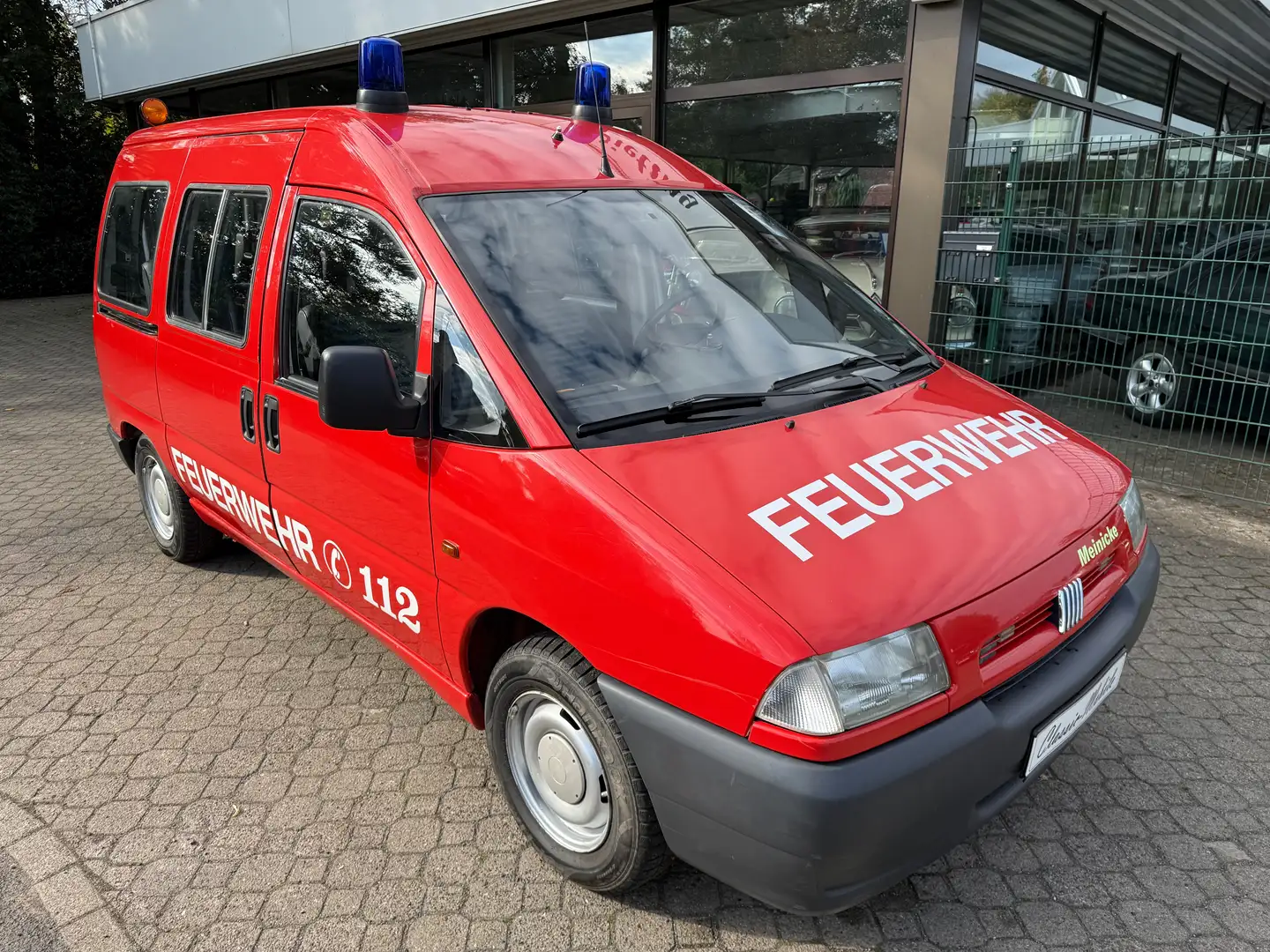 Fiat Scudo 1.9 D Feuerwehr *9 Sitze*nur 140 TKM*HU 5/2027*AHK Rot - 1