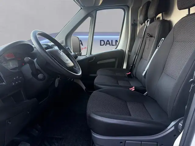 Citroen Jumper view 10