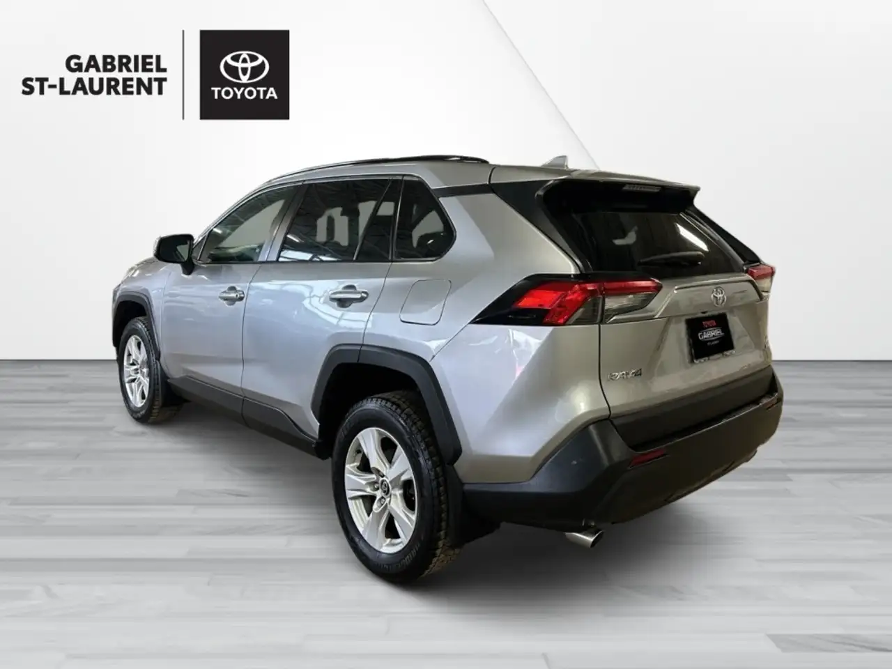 Toyota RAV 4 снимка Toyota RAV 4
