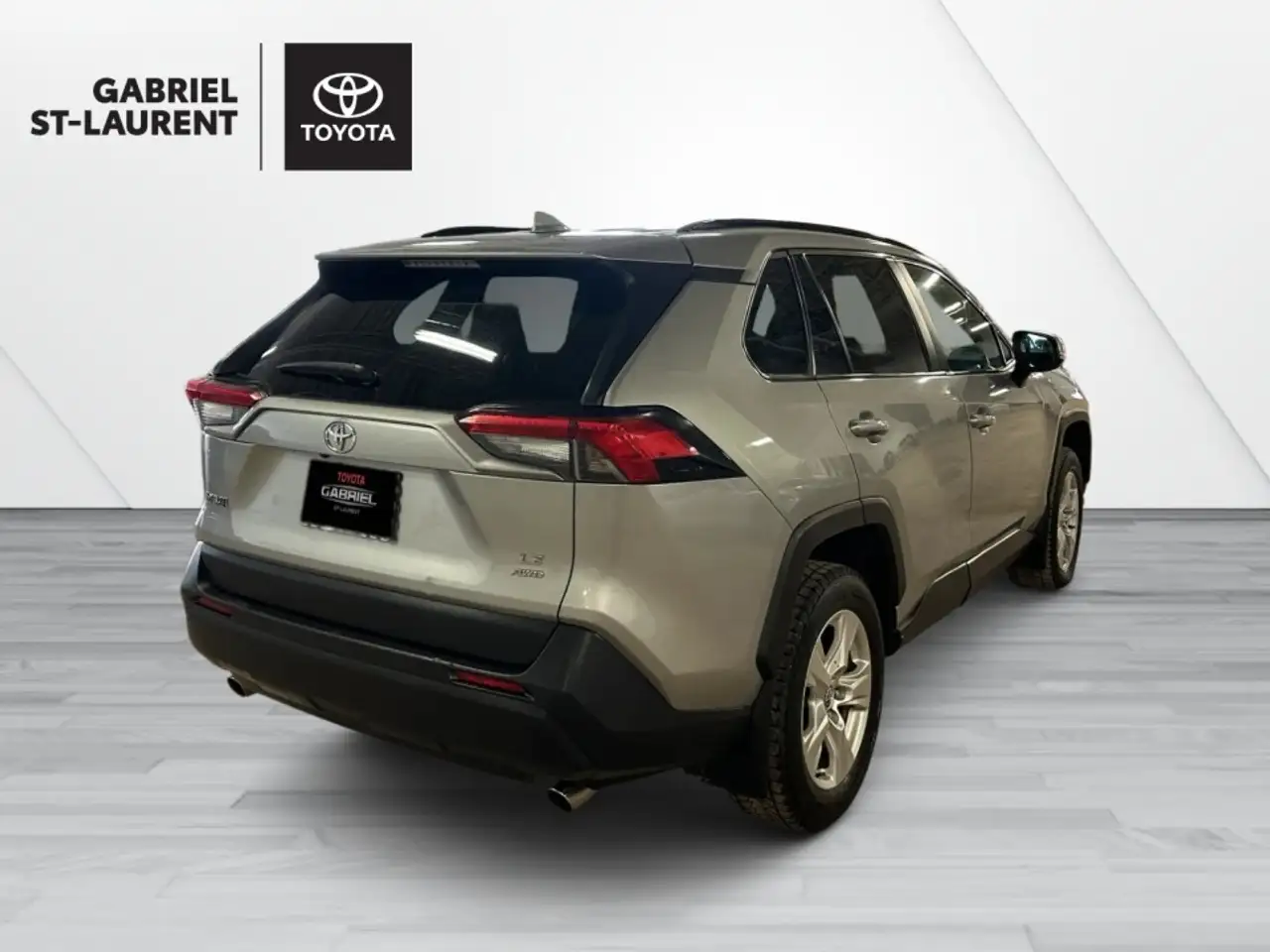Toyota RAV 4 снимка Toyota RAV 4