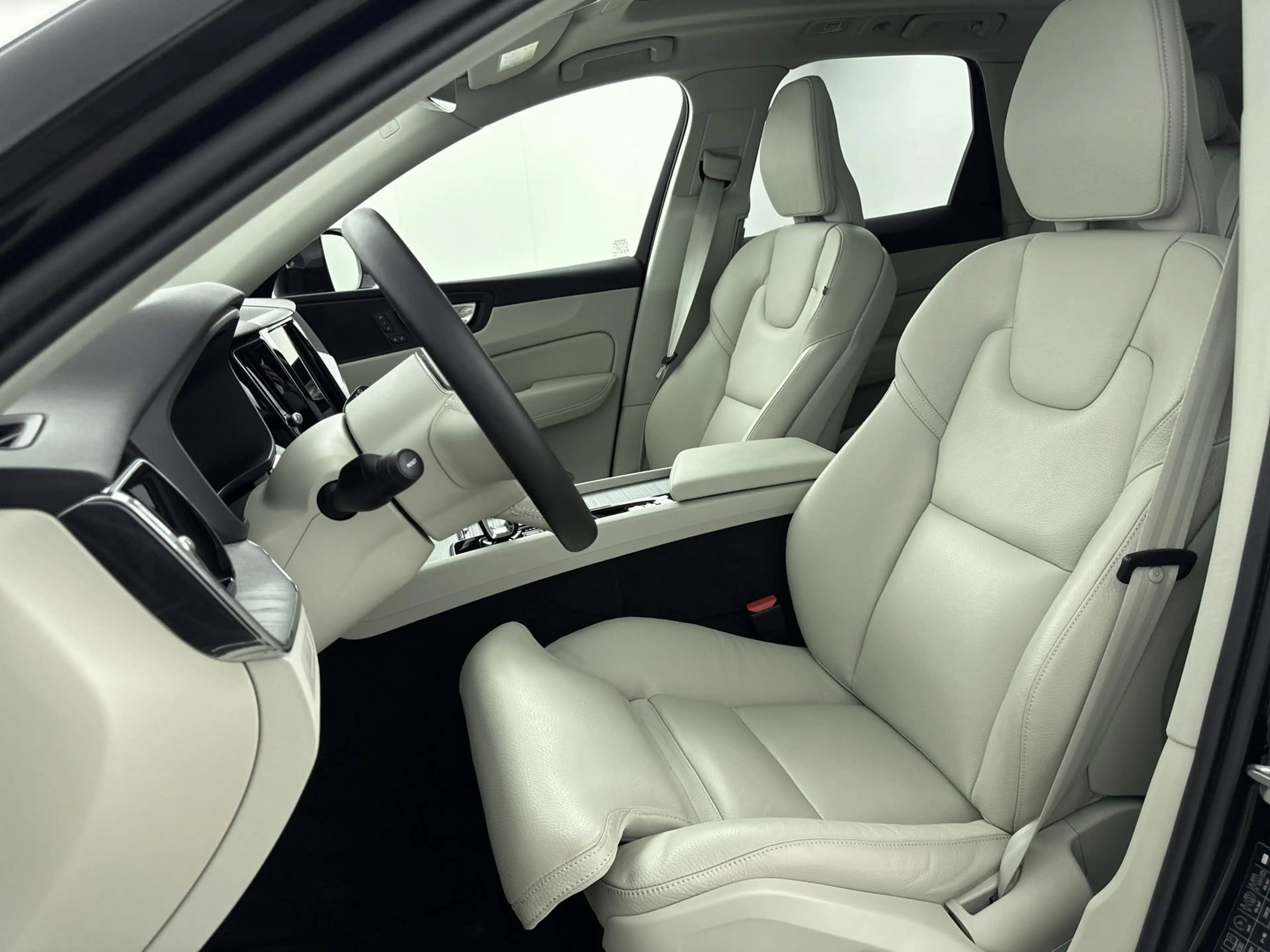 Volvo XC60 T6 Plug-in hybrid Plus Bright | Trekhaak | Panoram — photo 13