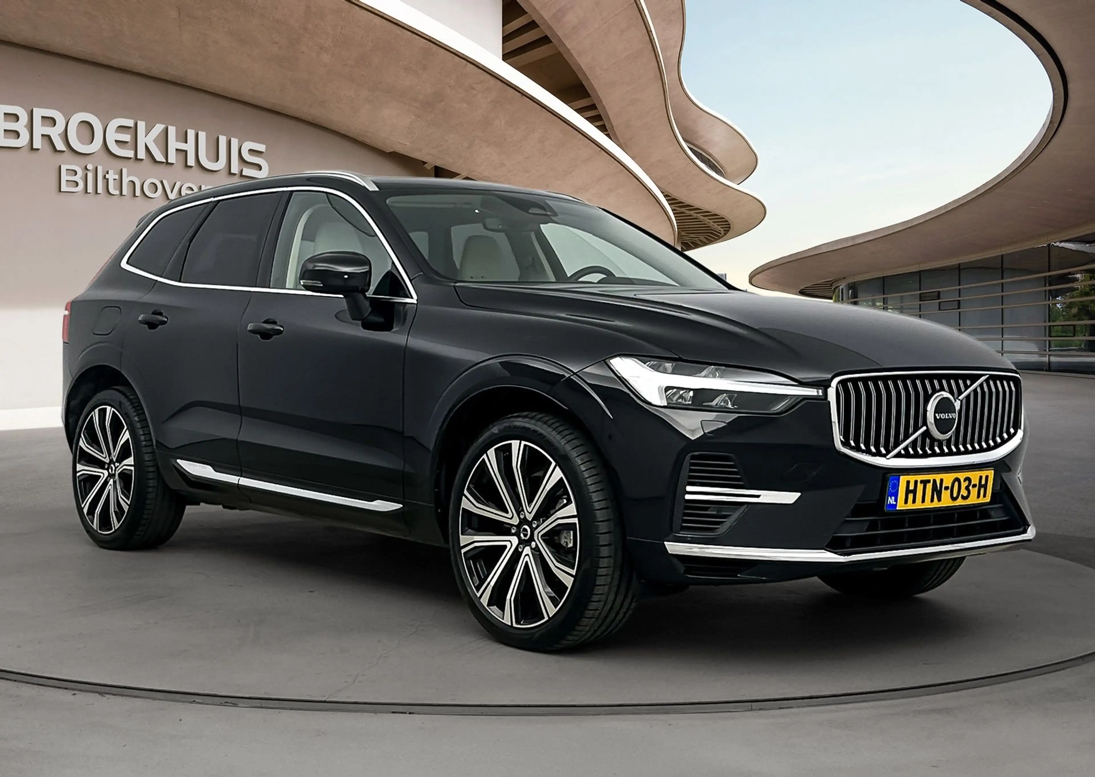 Volvo XC60 T6 Plug-in hybrid Plus Bright | Trekhaak | Panoram — photo 4