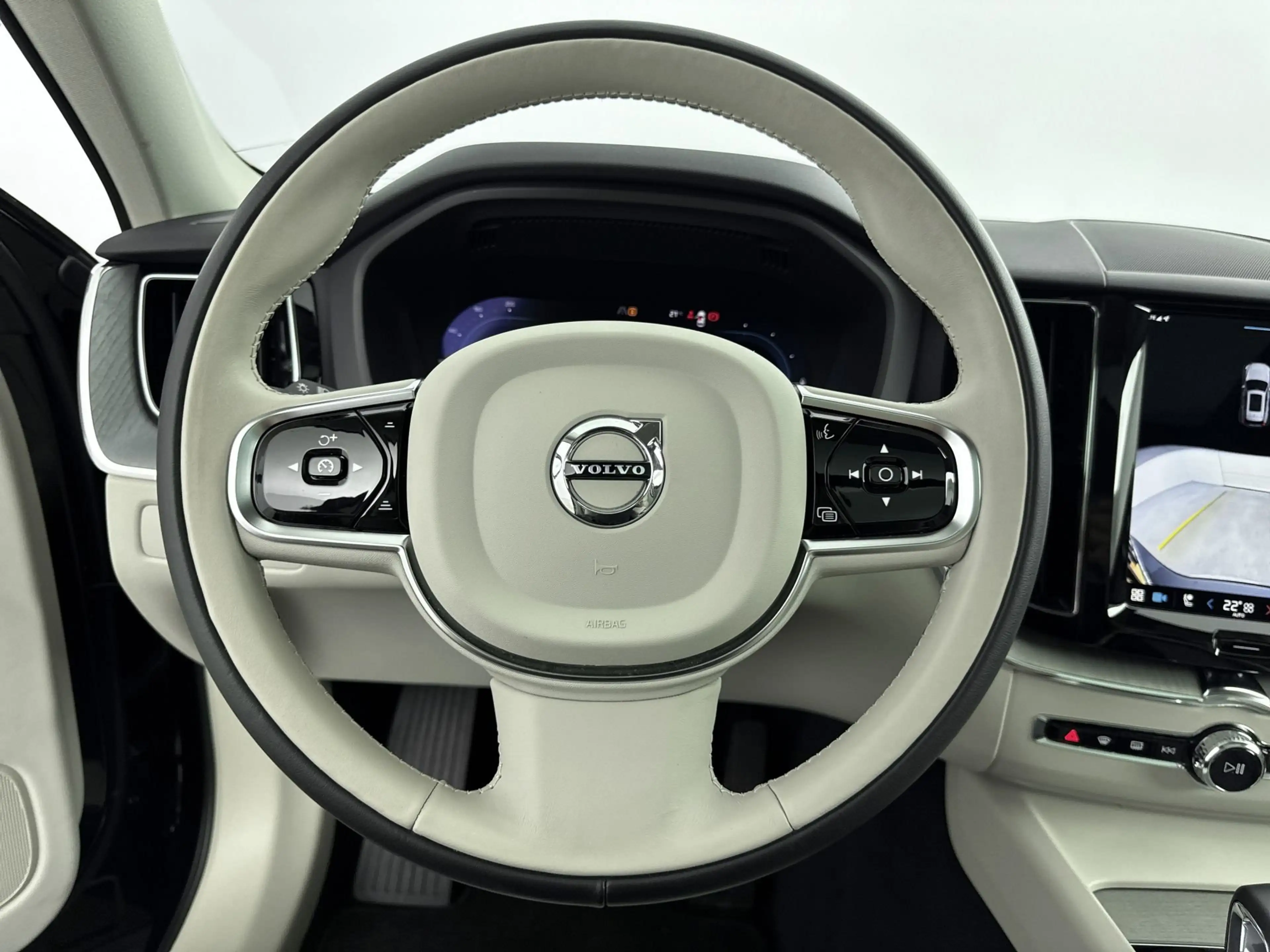 Volvo XC60 T6 Plug-in hybrid Plus Bright | Trekhaak | Panoram — photo 18