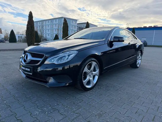 Mercedes-Benz E 200 Coupe Sport Edition AUTOMATIK/NAVI/LED/STZHZG