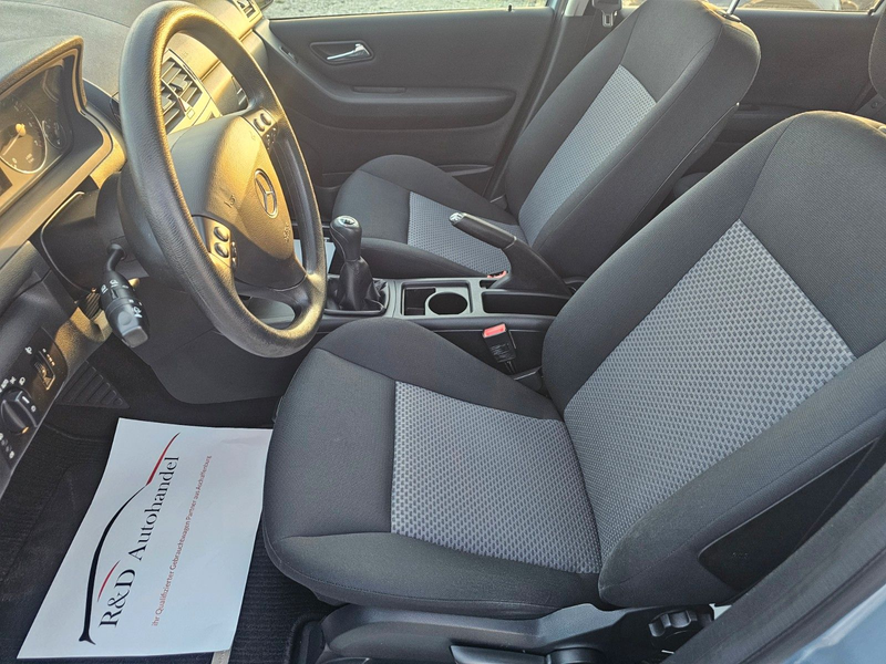 Mercedes-Benz A 150 Klima — photo 15
