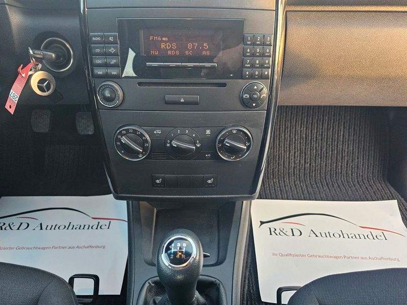 Mercedes-Benz A 150 Klima — photo 14
