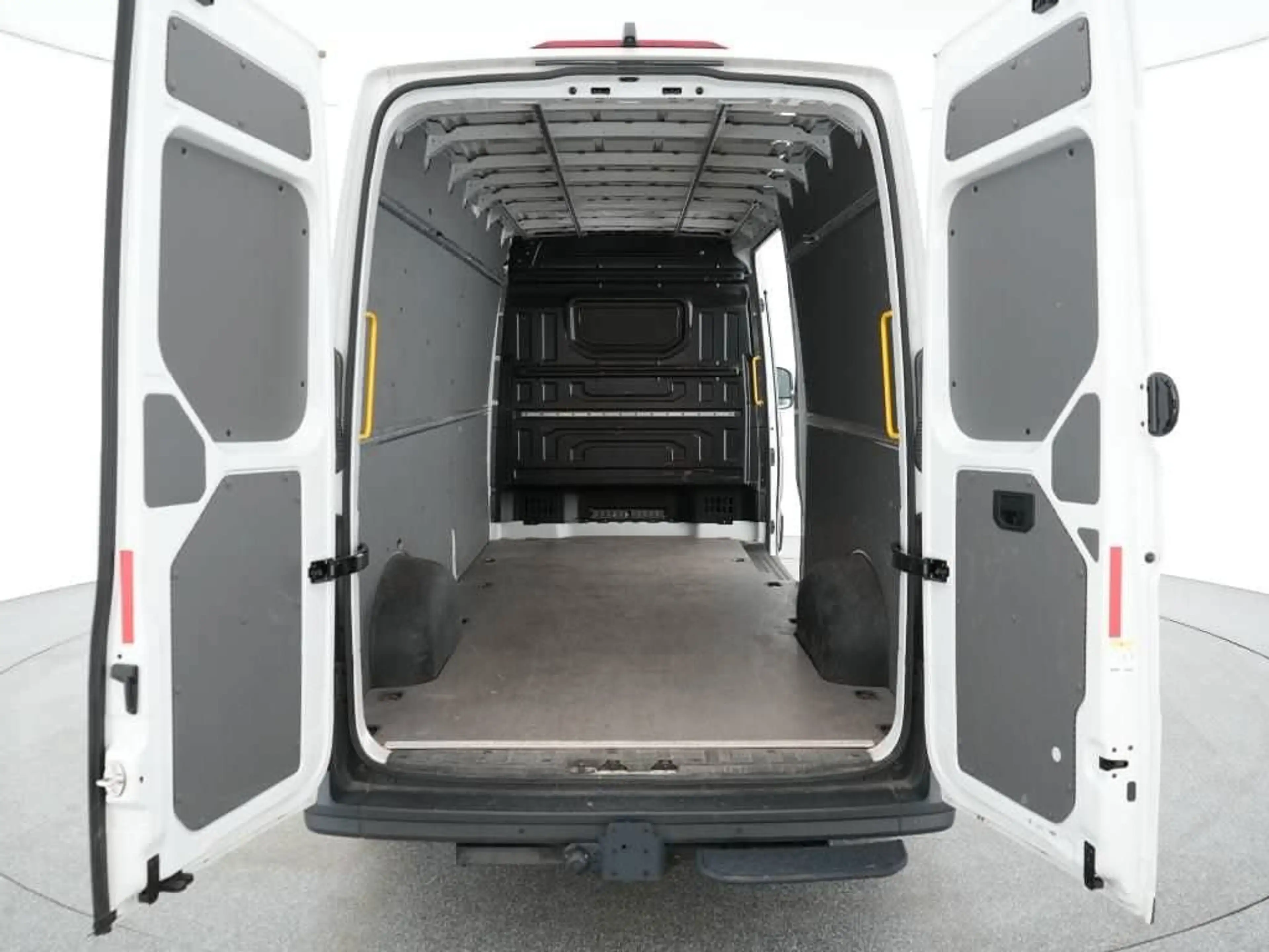 Volkswagen Crafter Kasten 35 LR Hochdach FWD RFK Klima — photo 6