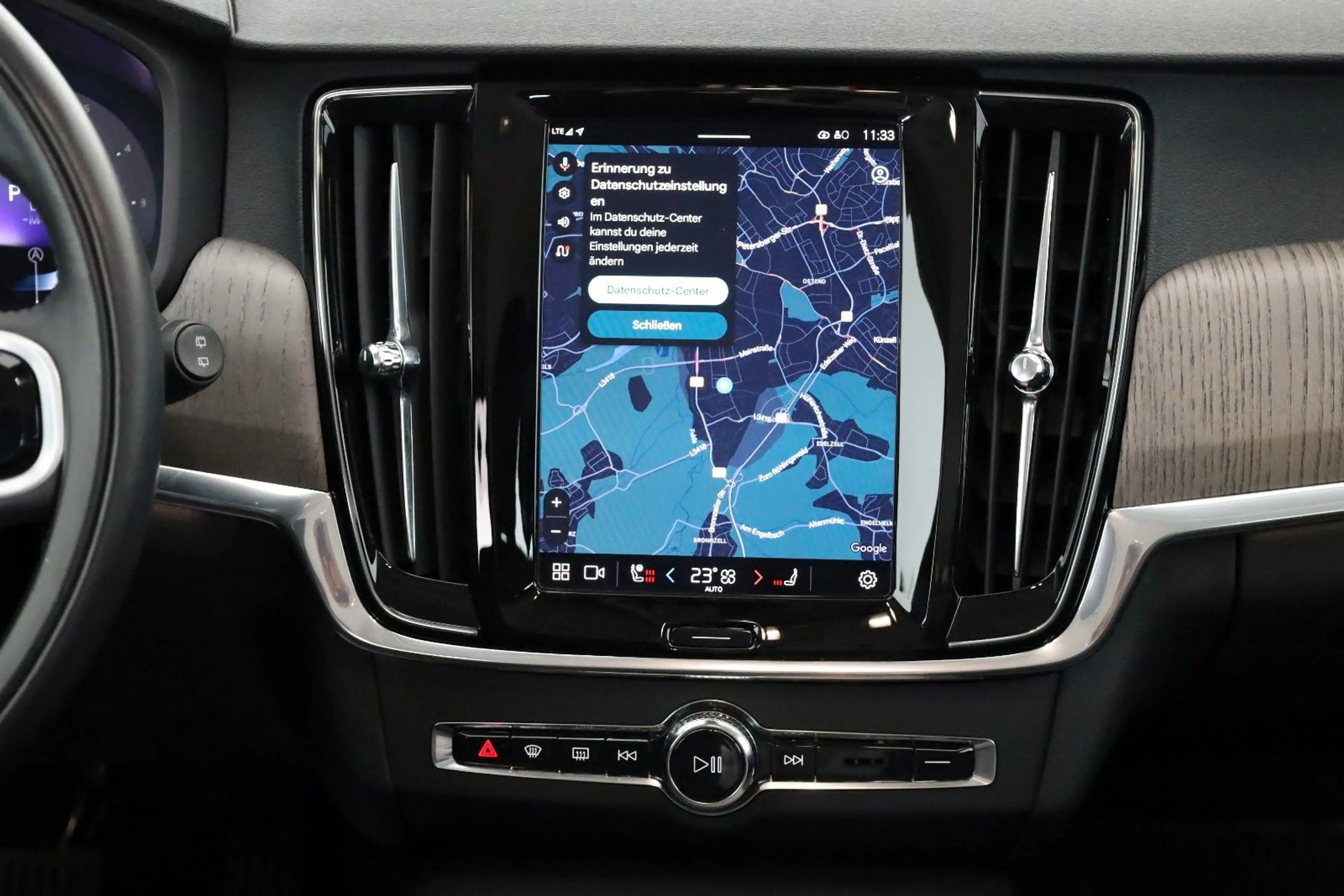 Volvo V90 Cross Country V90 CC Pro AWD Leder,Navi,LED,SH,Kamera,ACC — photo 11