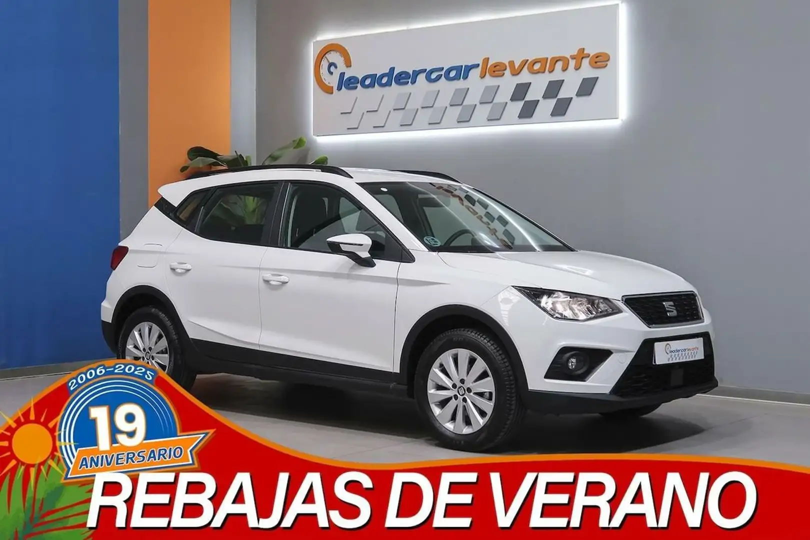 SEAT Arona 1.6 TDI 95CV STYLE GO ECO Blanco - 1