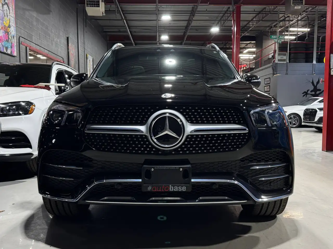Mercedes-Benz GLE снимка Mercedes-Benz GLE
