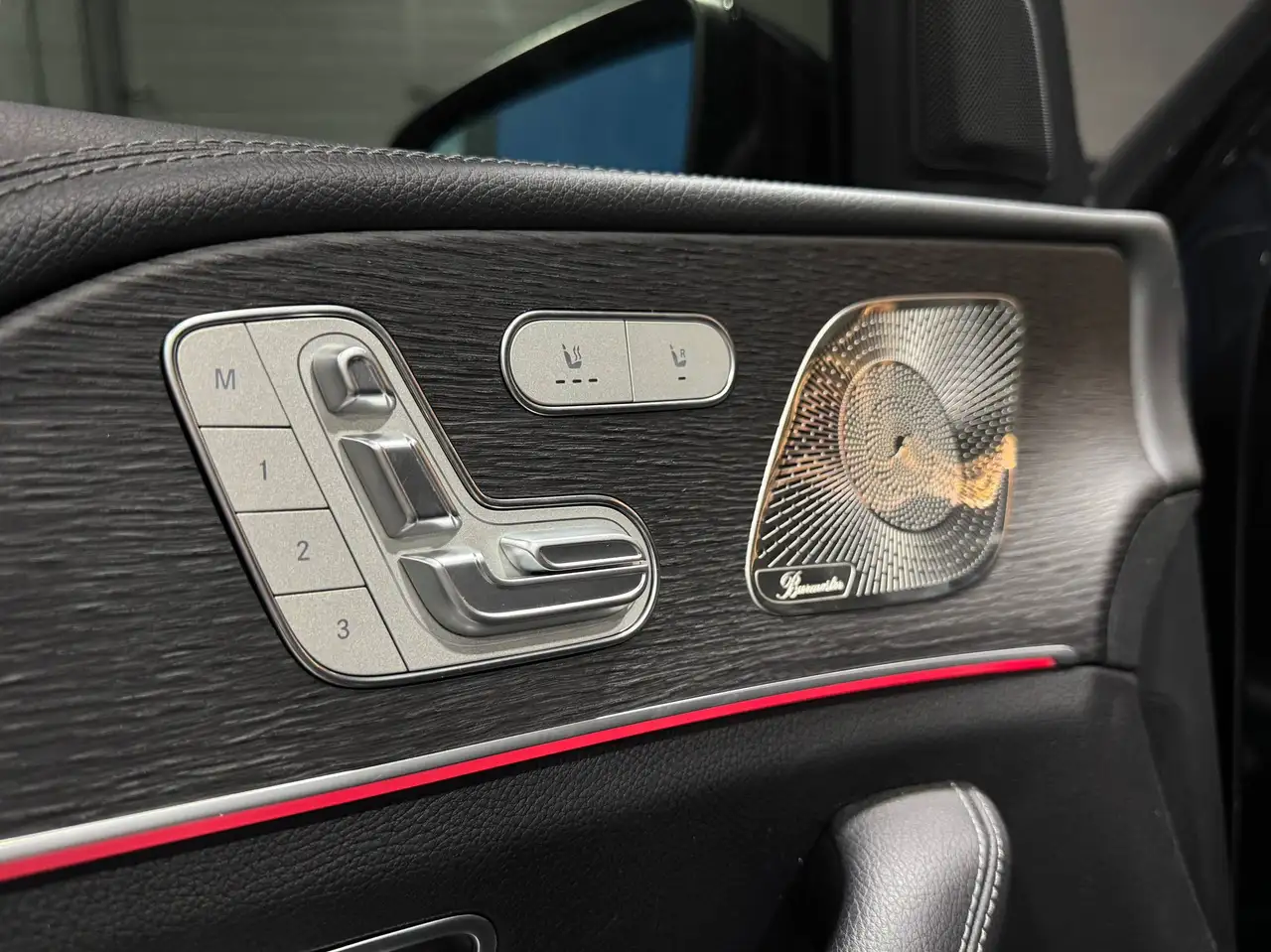 Mercedes-Benz GLE снимка Mercedes-Benz GLE