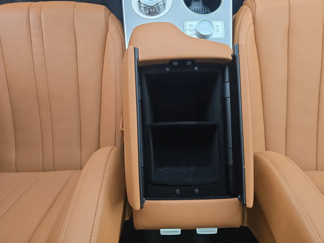 Genesis GV80 снимка Genesis GV80