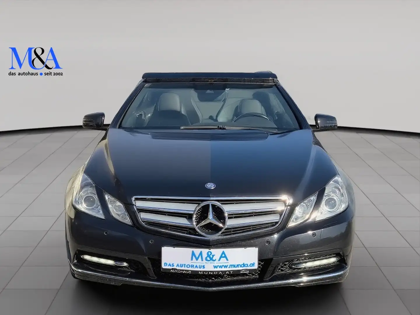 Mercedes-Benz E 200 E-Klasse CGI BlueEfficiency Avantgarde*GARANTIE Schwarz - 2