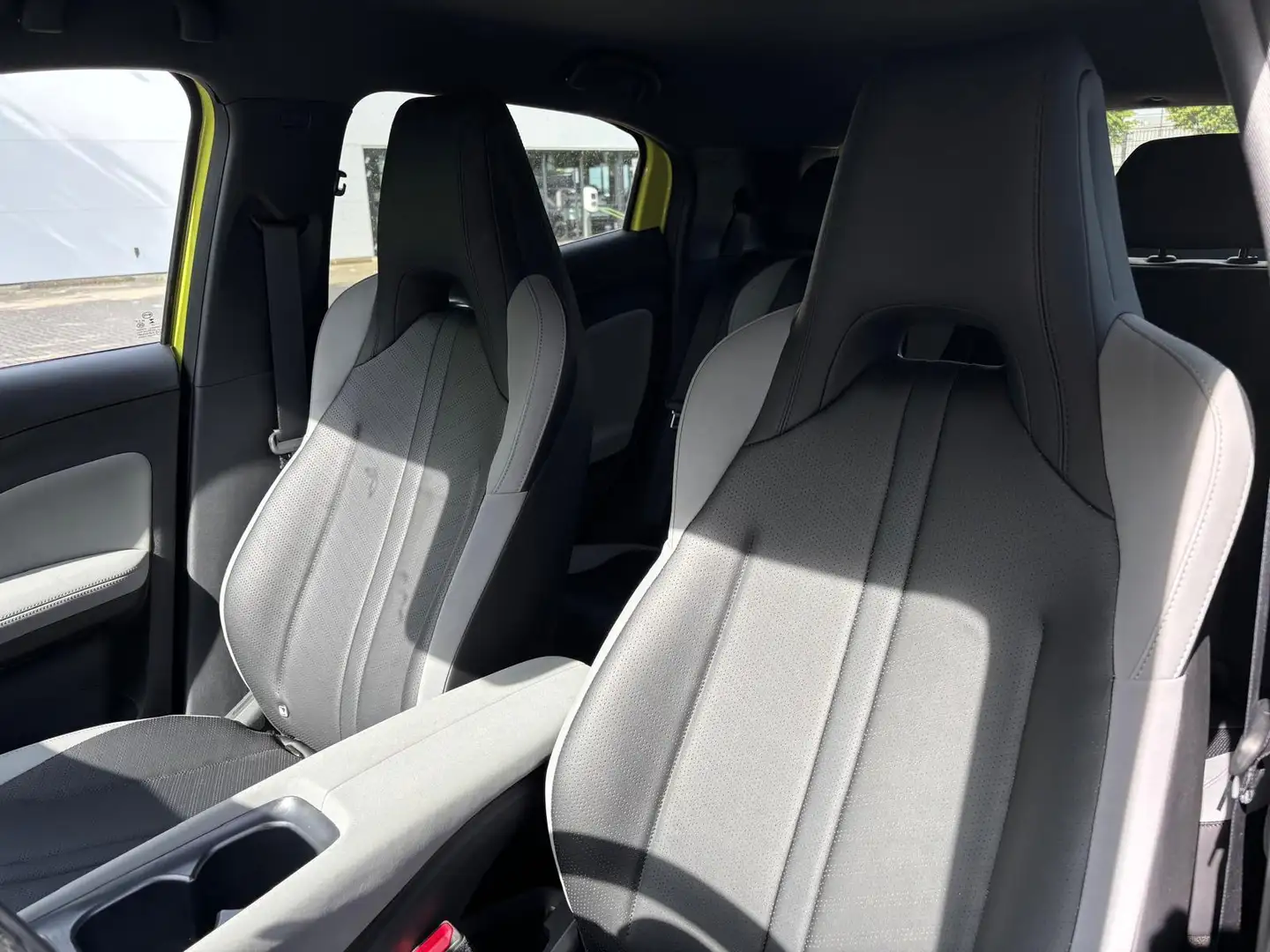 BYD Dolphin SURF Comfort 43 kWh - 2