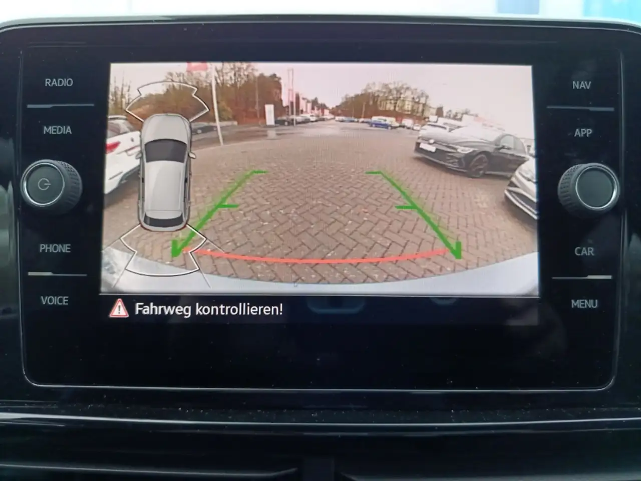 Volkswagen T-Roc R-Line 1.0TSI+PDC+Sitzhzg.+Sportpaket 12