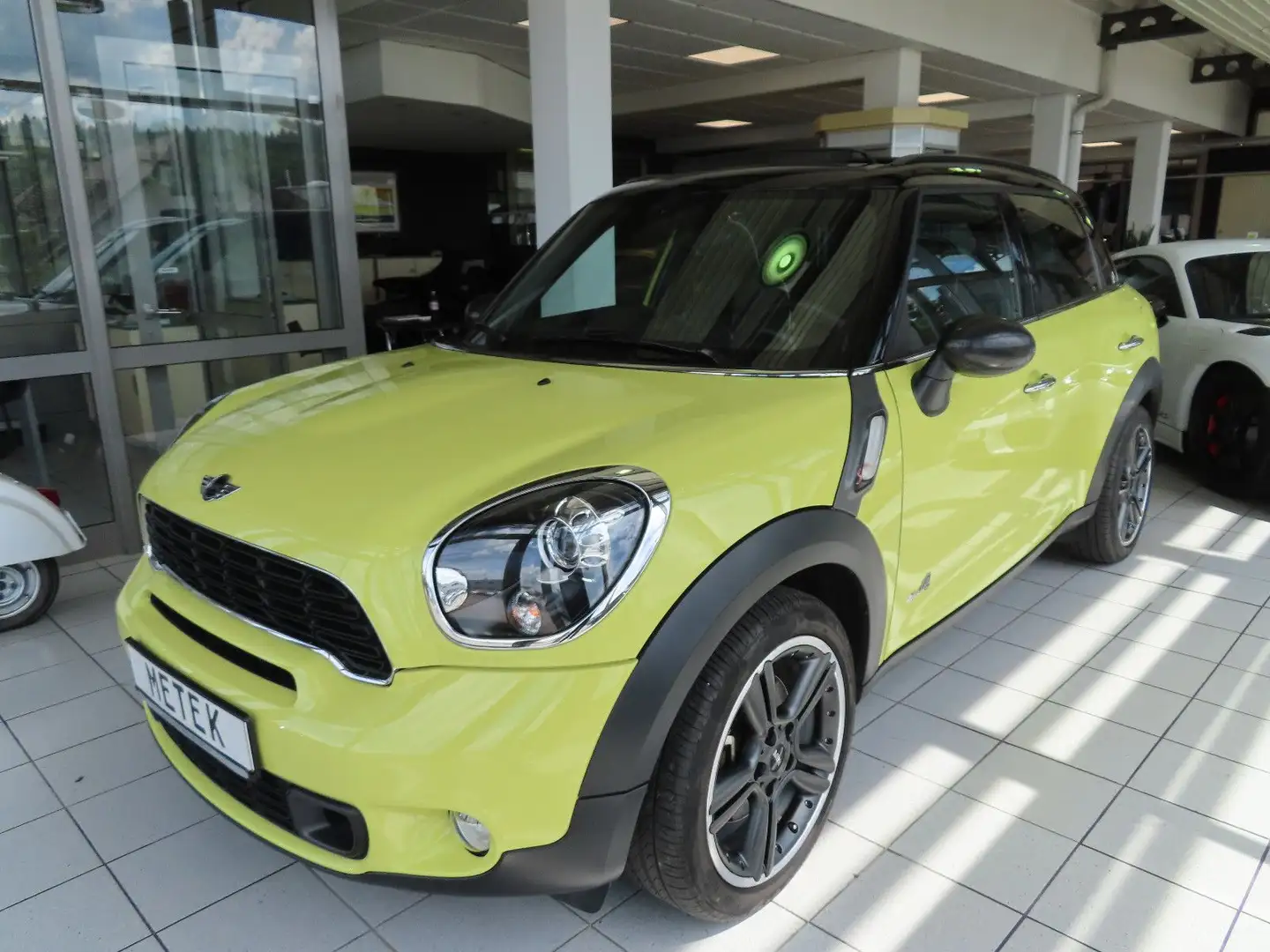 MINI Cooper S Countryman All 4 PANO LEDER BI XENON Jaune - 1
