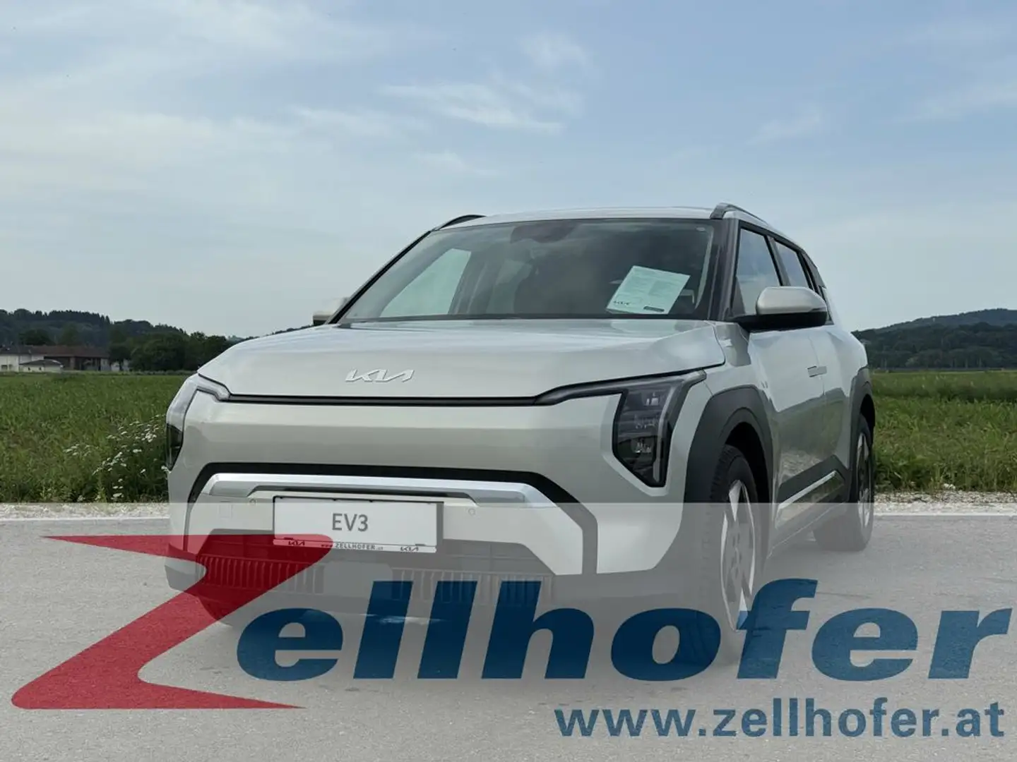 Kia EV3 FWD 81,4kWh Long Range Earth  0,99% Fixzins* Silber - 1