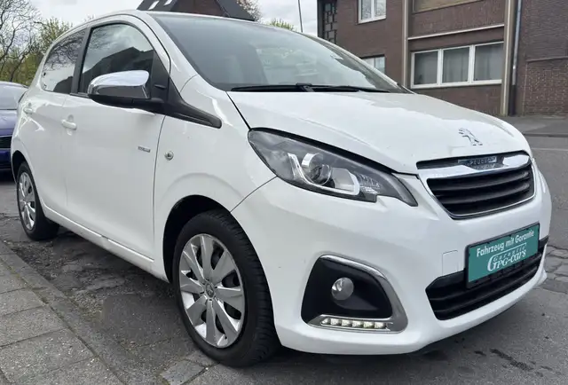 Peugeot 108 view 2