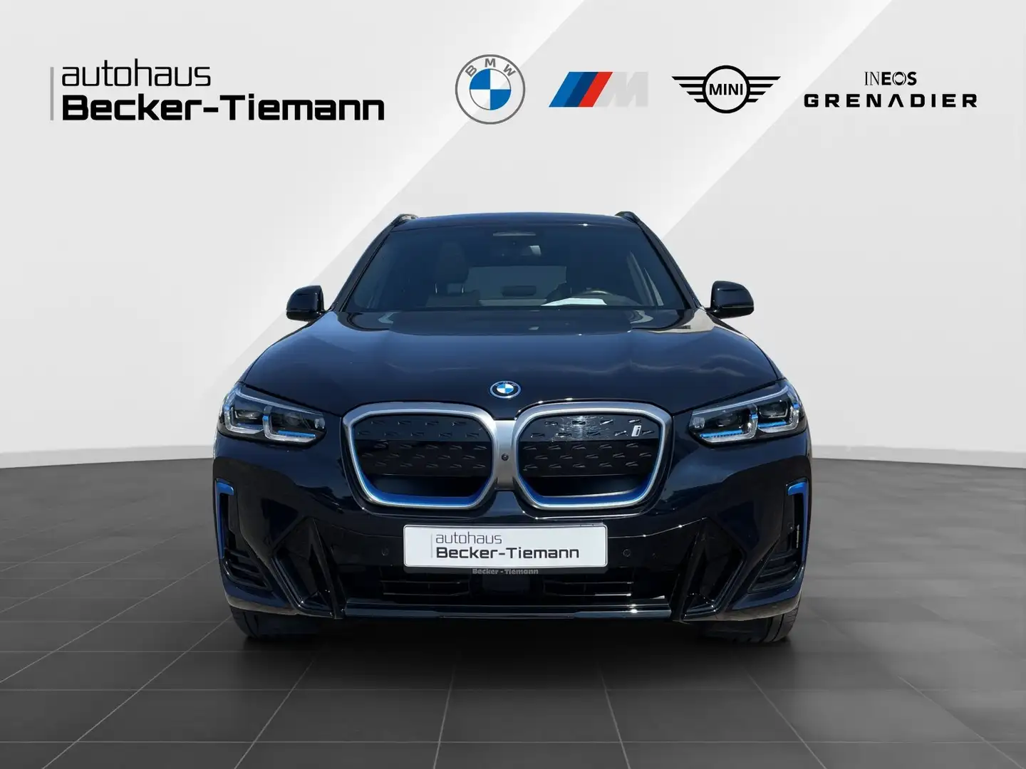 BMW iX3 M Sport Noir - 2